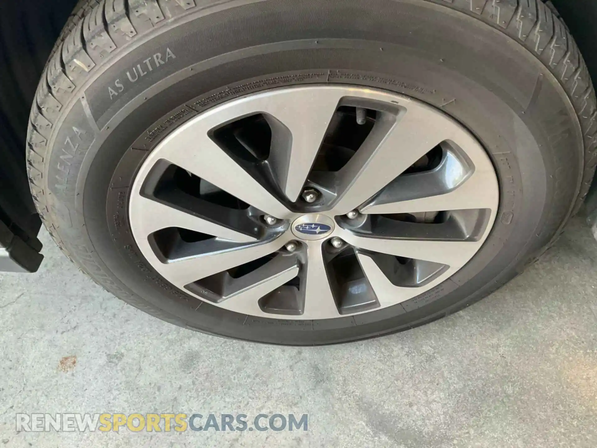 2 Photograph of a damaged car 4S4BTACCXL3145301 SUBARU OUTBACK 2020