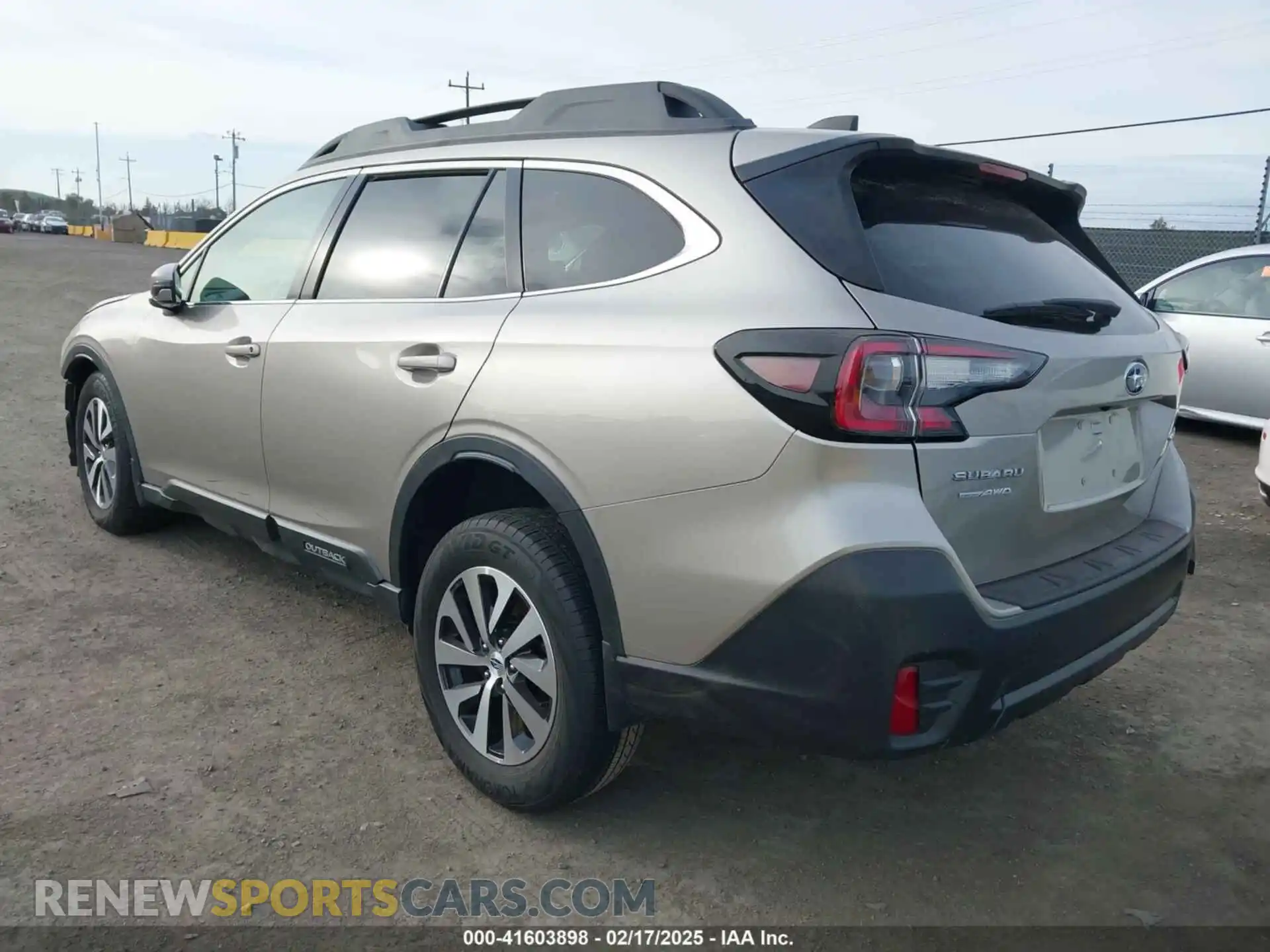 3 Photograph of a damaged car 4S4BTAEC9L3219501 SUBARU OUTBACK 2020