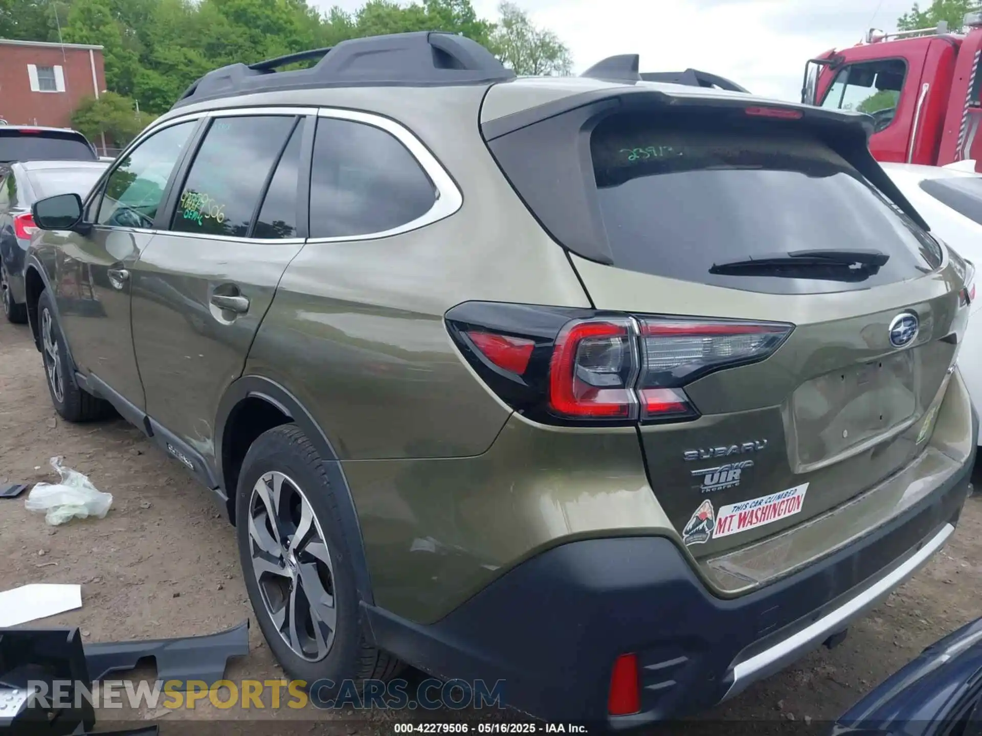 3 Photograph of a damaged car 4S4BTANC3L3106630 SUBARU OUTBACK 2020