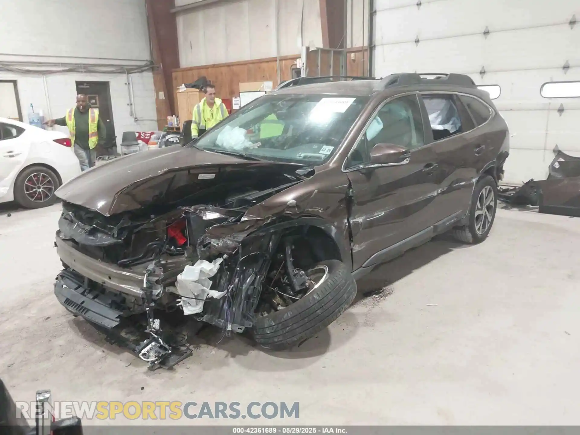 2 Photograph of a damaged car 4S4BTAMC8M3128500 SUBARU OUTBACK 2021