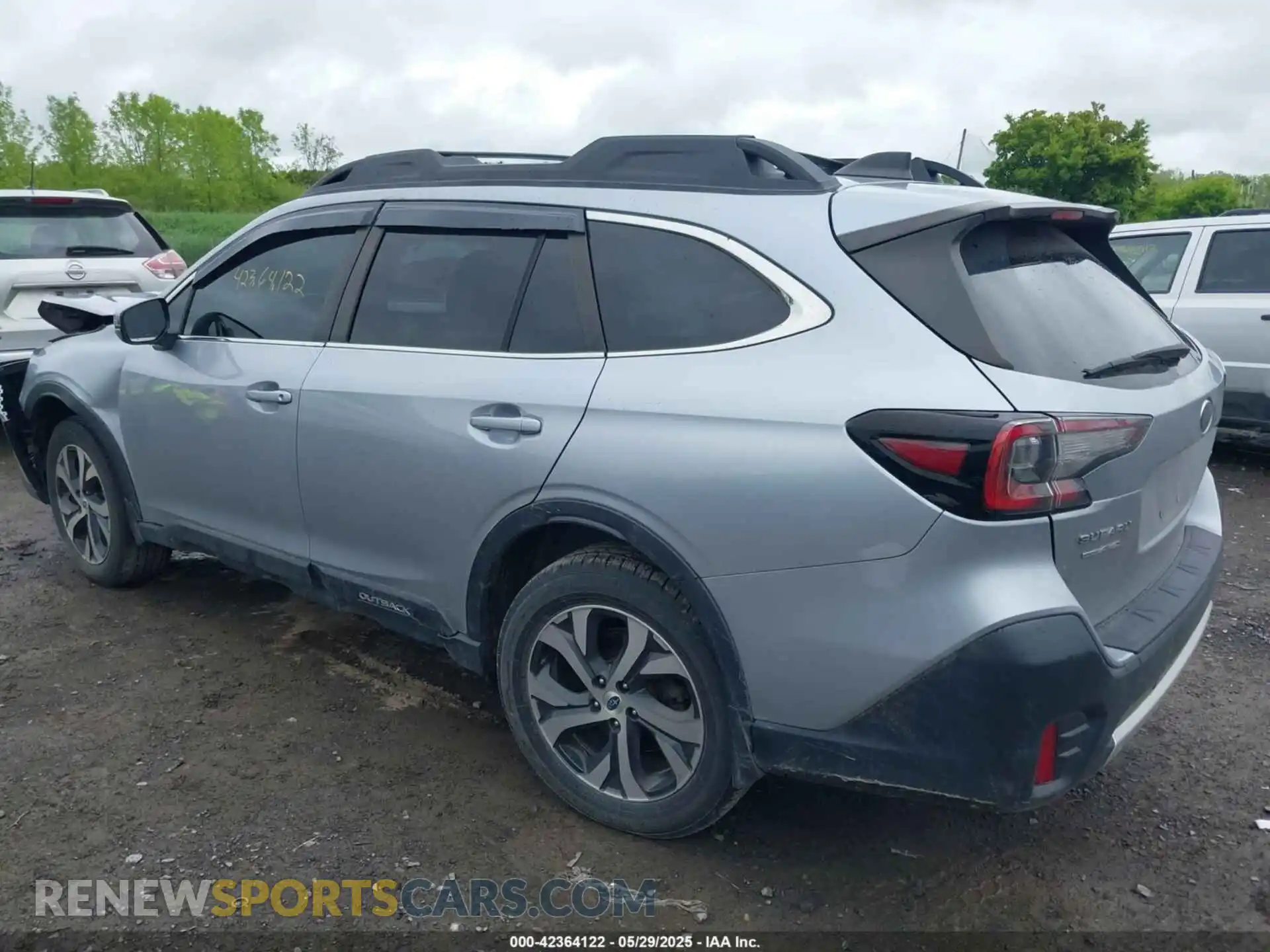 3 Photograph of a damaged car 4S4BTANC1M3191761 SUBARU OUTBACK 2021