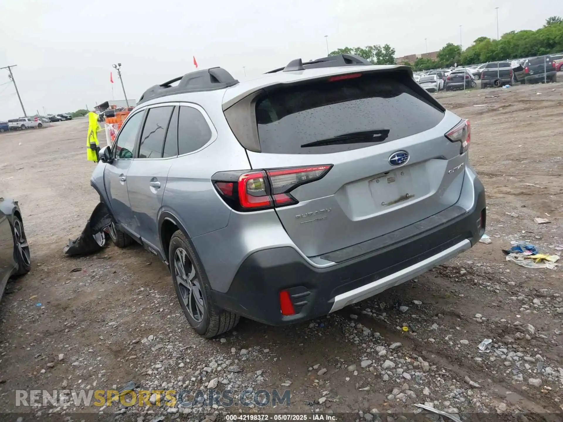 3 Photograph of a damaged car 4S4BTANC6M3161350 SUBARU OUTBACK 2021