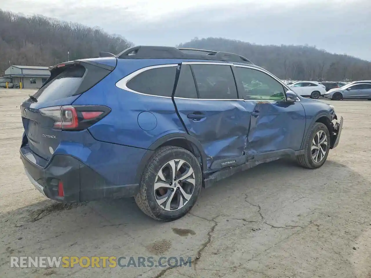 3 Photograph of a damaged car 4S4BTANC7M3181574 SUBARU OUTBACK 2021