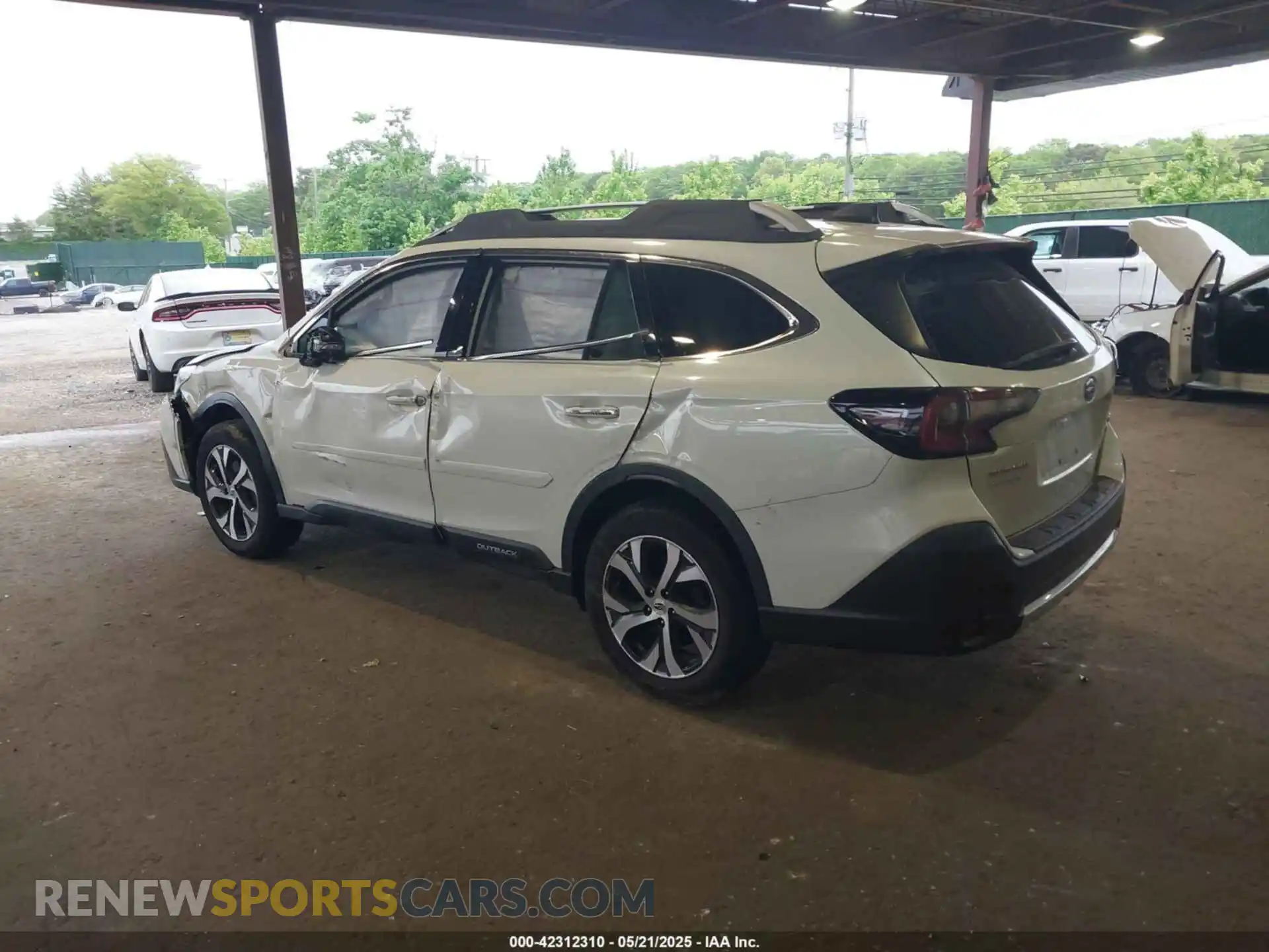3 Photograph of a damaged car 4S4BTAPC0M3222768 SUBARU OUTBACK 2021