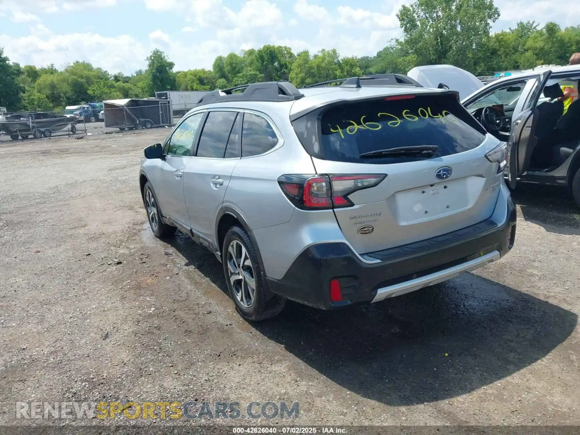 3 Photograph of a damaged car 4S4BTGND2M3145013 SUBARU OUTBACK 2021