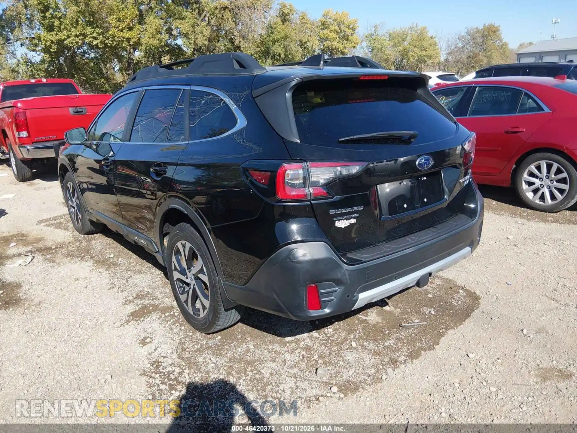 3 Photograph of a damaged car 4S4BTGND4M3112448 SUBARU OUTBACK 2021