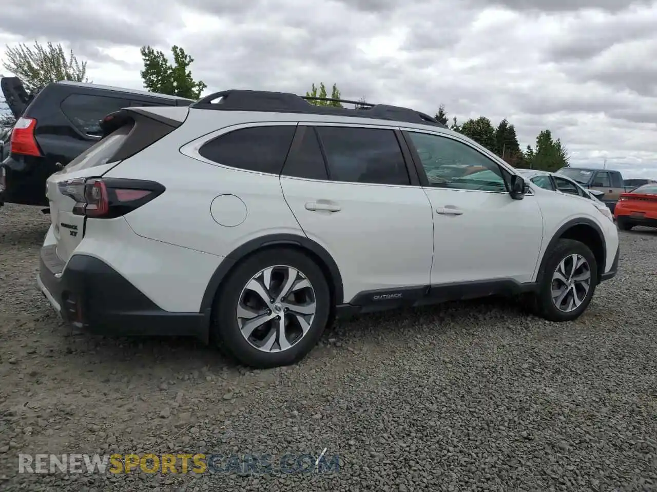 3 Photograph of a damaged car 4S4BTGND8M3162544 SUBARU OUTBACK 2021