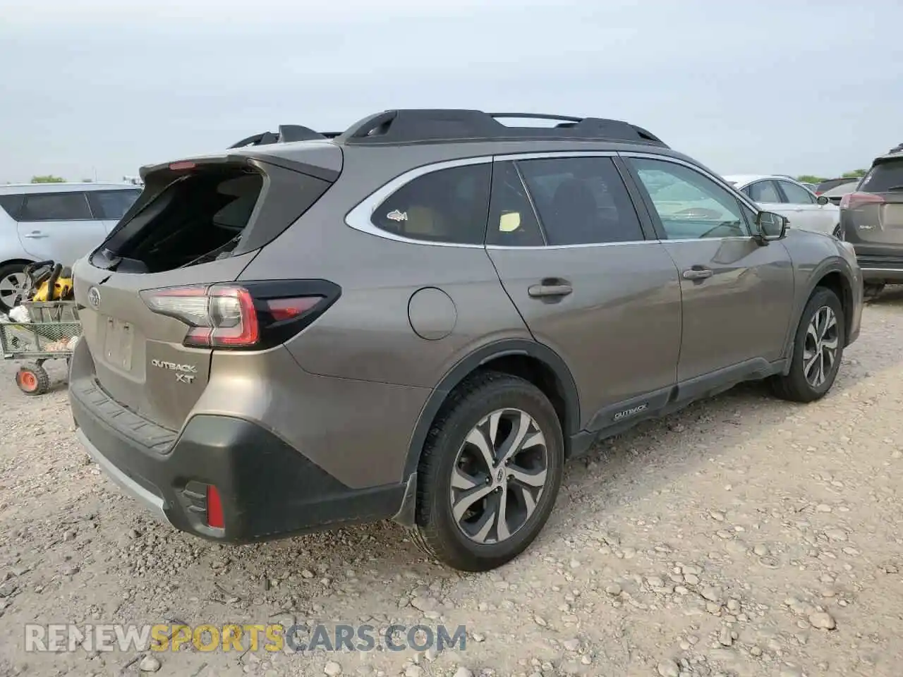 3 Photograph of a damaged car 4S4BTGNDXM3140464 SUBARU OUTBACK 2021