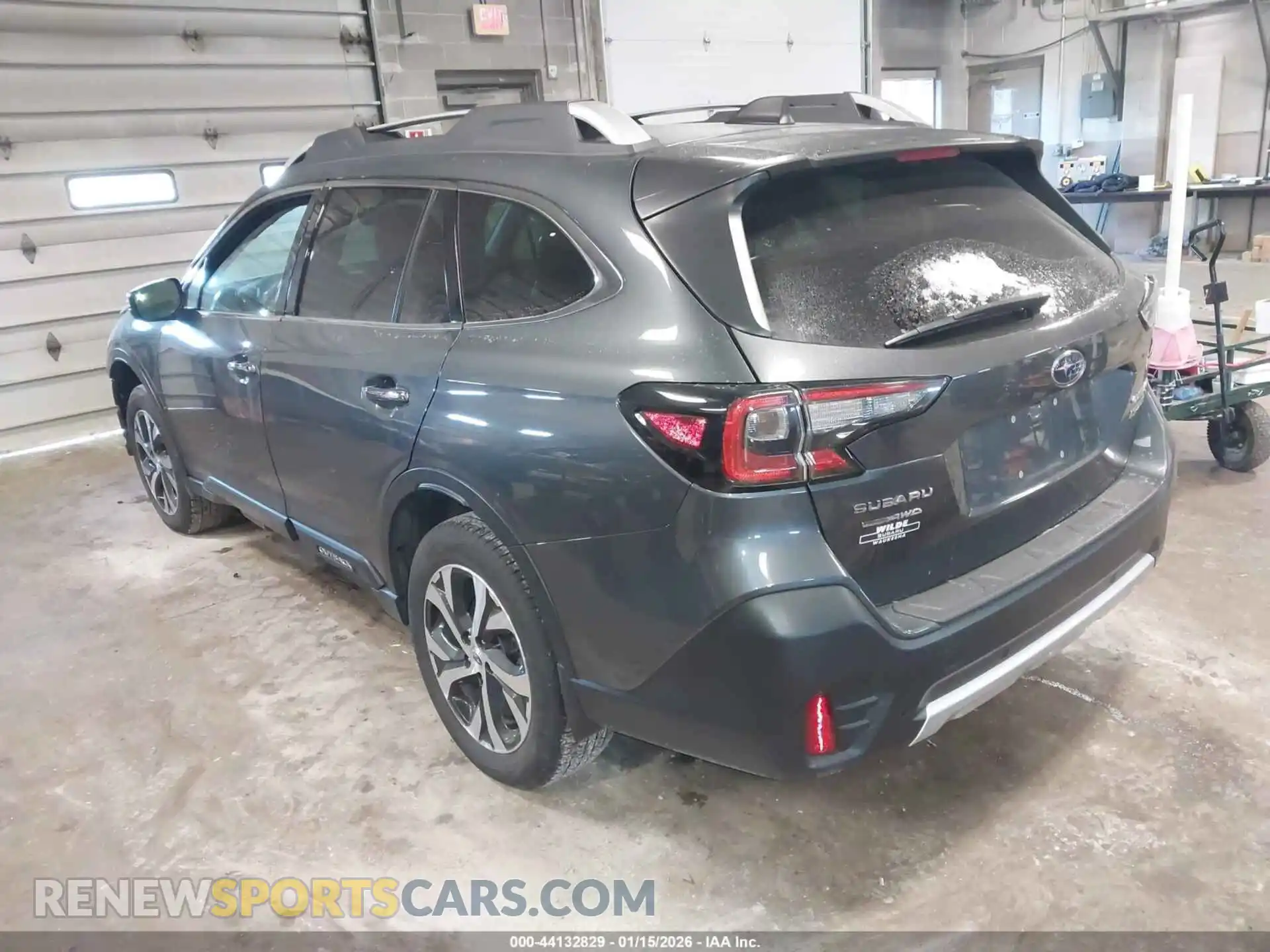3 Photograph of a damaged car 4S4BTGPD2M3139502 SUBARU OUTBACK 2021