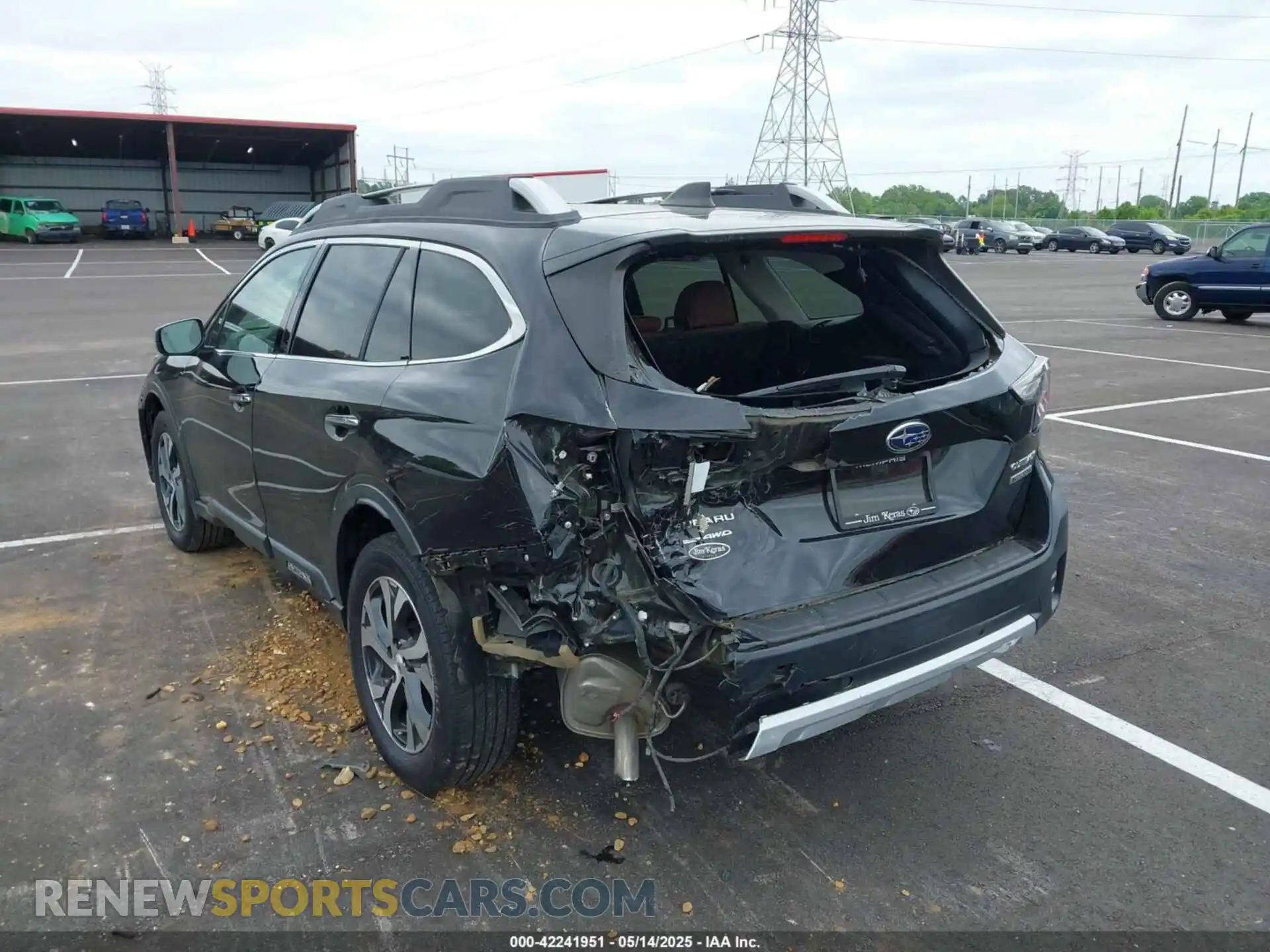 3 Photograph of a damaged car 4S4BTGPD6M3116384 SUBARU OUTBACK 2021
