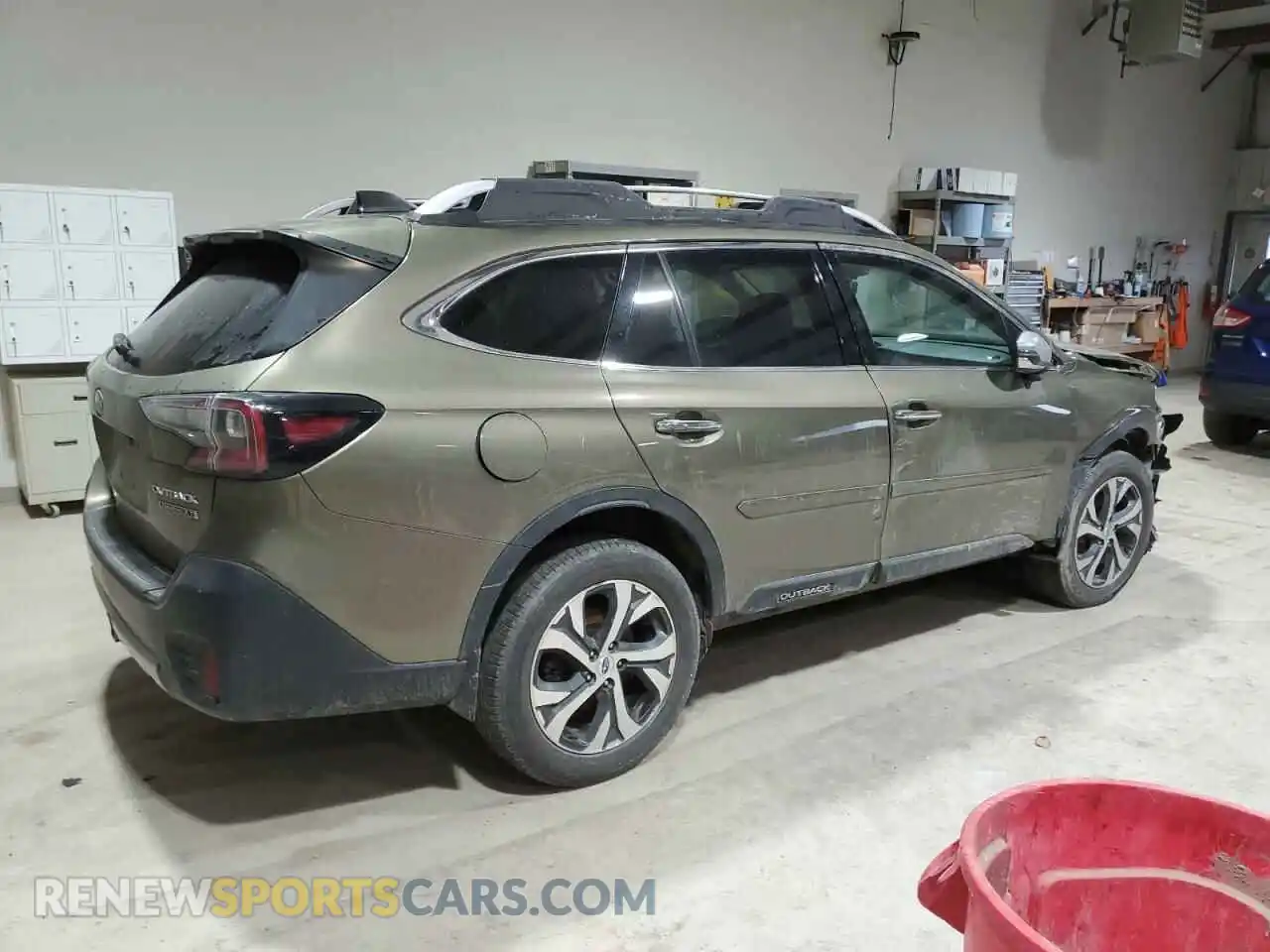 3 Photograph of a damaged car 4S4BTGPDXM3100401 SUBARU OUTBACK 2021