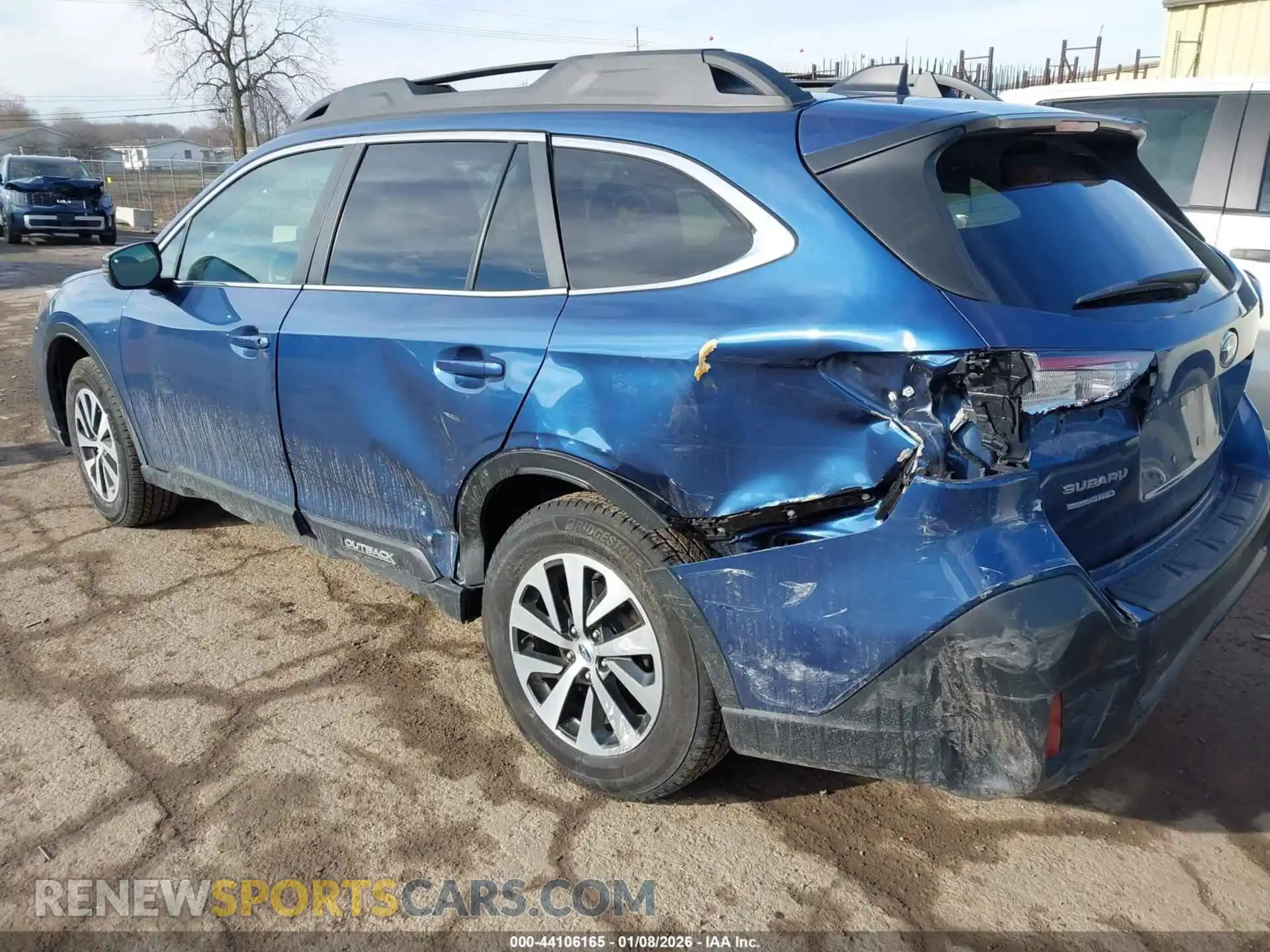 3 Photograph of a damaged car 4S4BTAFC0N3169072 SUBARU OUTBACK 2022
