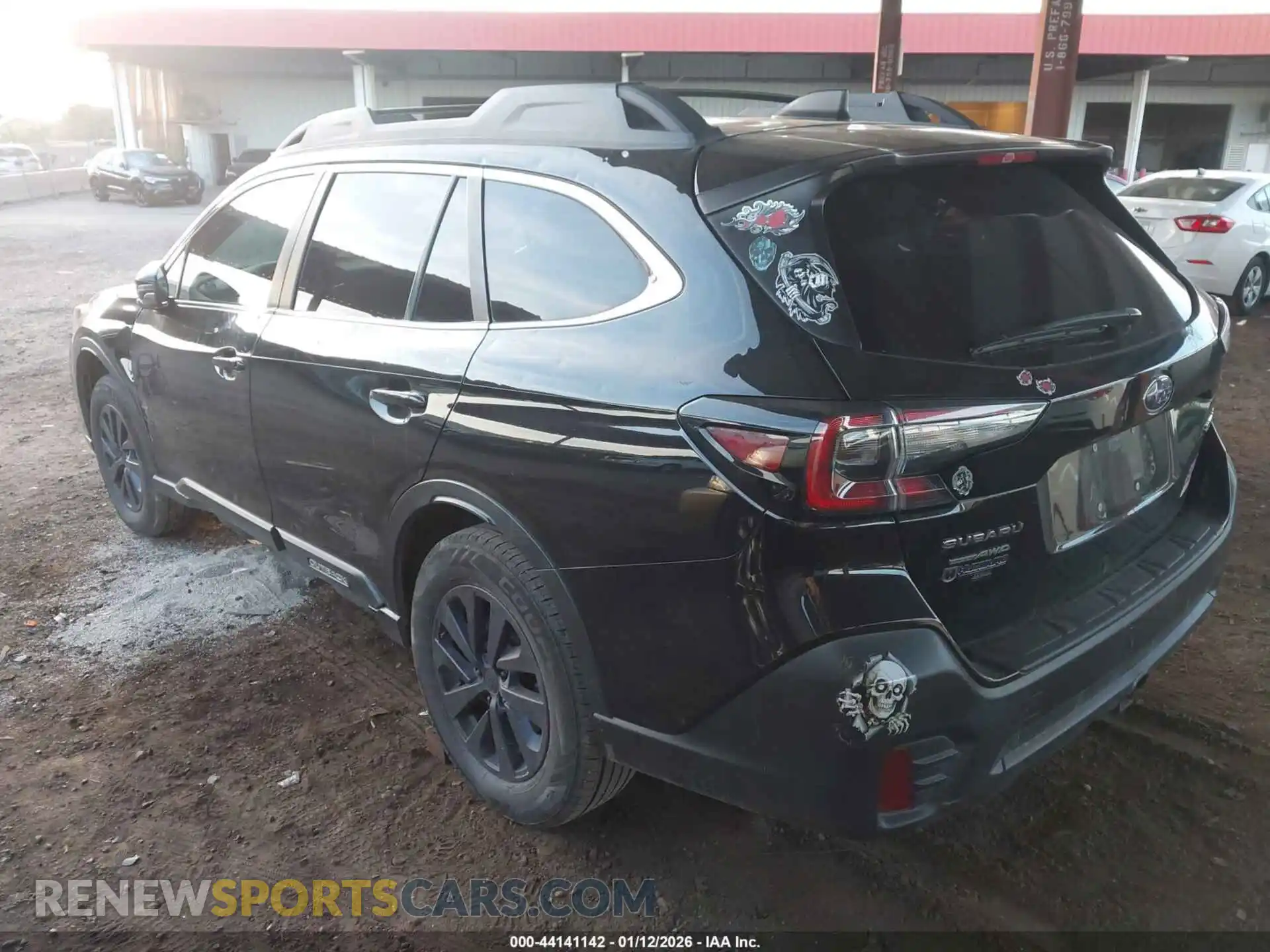 3 Photograph of a damaged car 4S4BTAFC3N3176162 SUBARU OUTBACK 2022