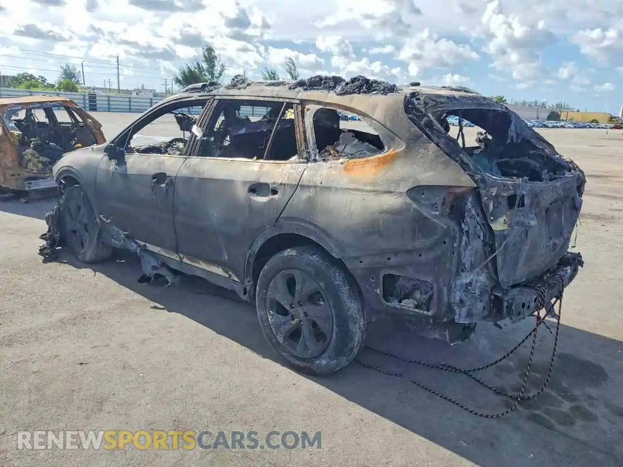 2 Photograph of a damaged car 4S4BTANC1N3104720 SUBARU OUTBACK 2022