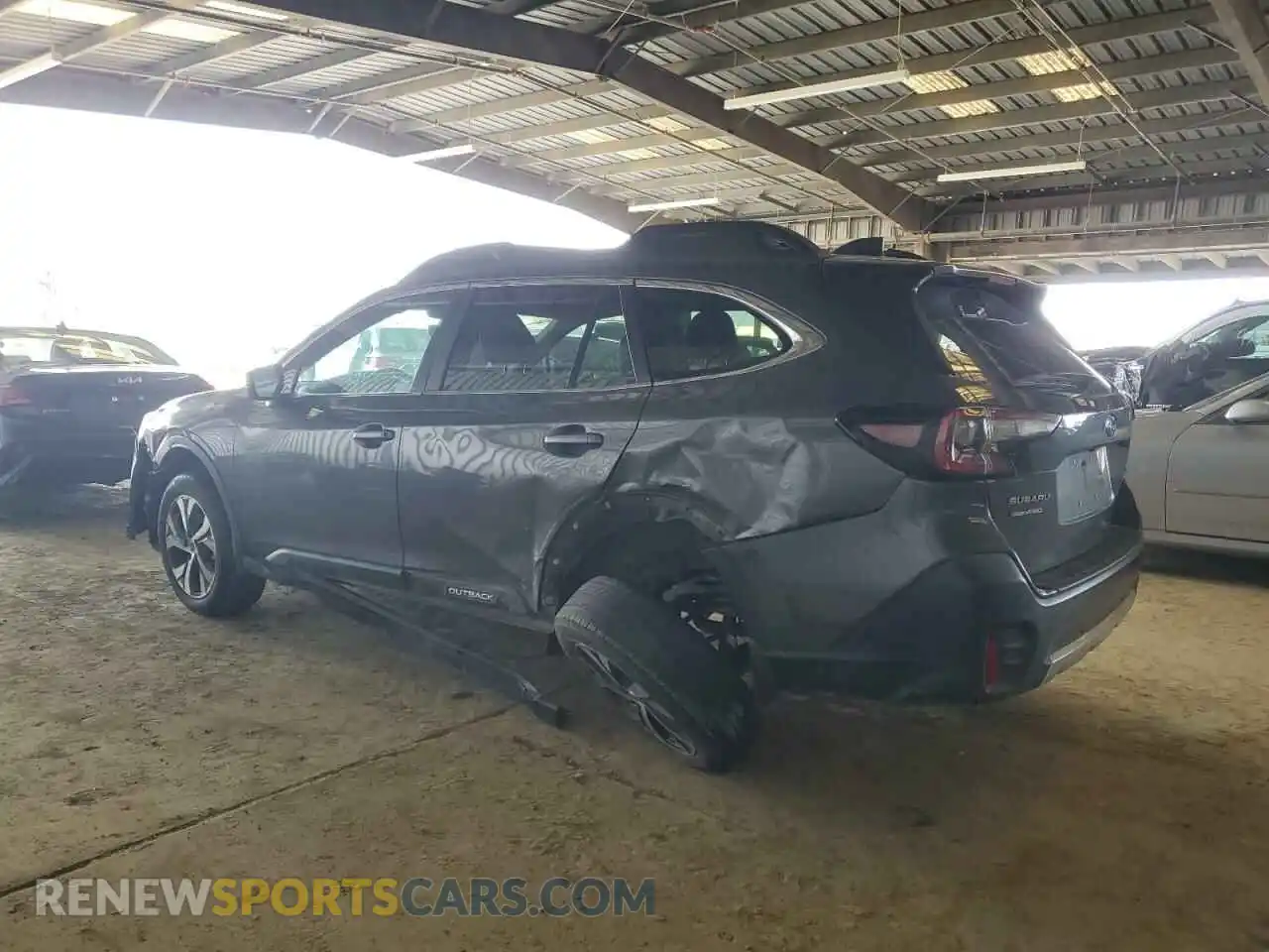 2 Photograph of a damaged car 4S4BTANC3N3183534 SUBARU OUTBACK 2022