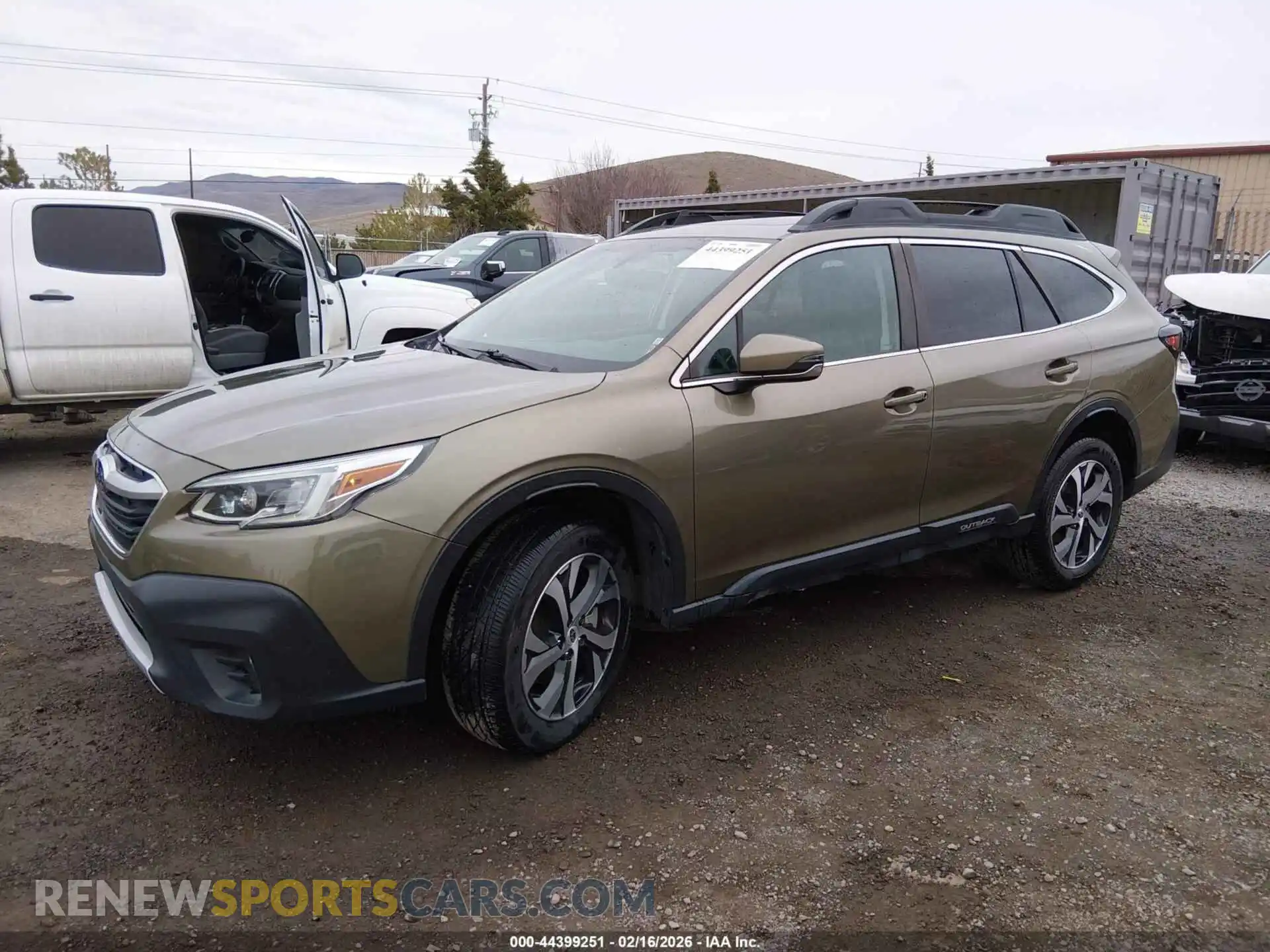 2 Photograph of a damaged car 4S4BTANC5N3199119 SUBARU OUTBACK 2022