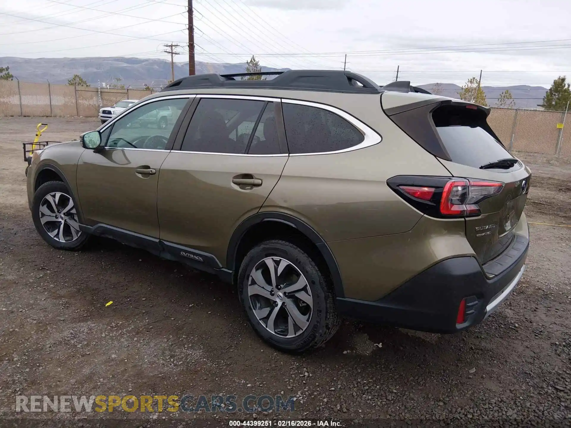 3 Photograph of a damaged car 4S4BTANC5N3199119 SUBARU OUTBACK 2022
