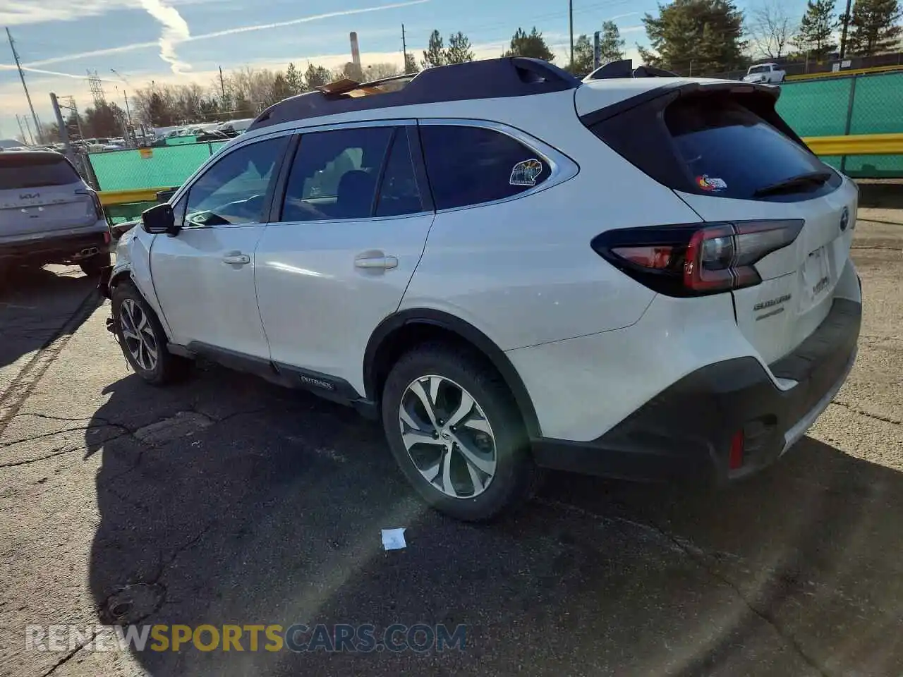 2 Photograph of a damaged car 4S4BTANC9N3104979 SUBARU OUTBACK 2022