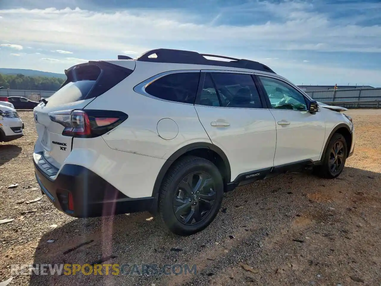 3 Photograph of a damaged car 4S4BTGLD4N3155661 SUBARU OUTBACK 2022