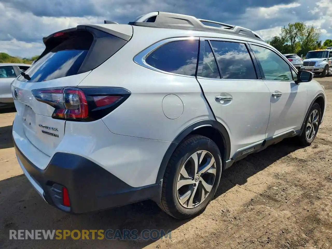 3 Photograph of a damaged car 4S4BTGPD0N3210178 SUBARU OUTBACK 2022