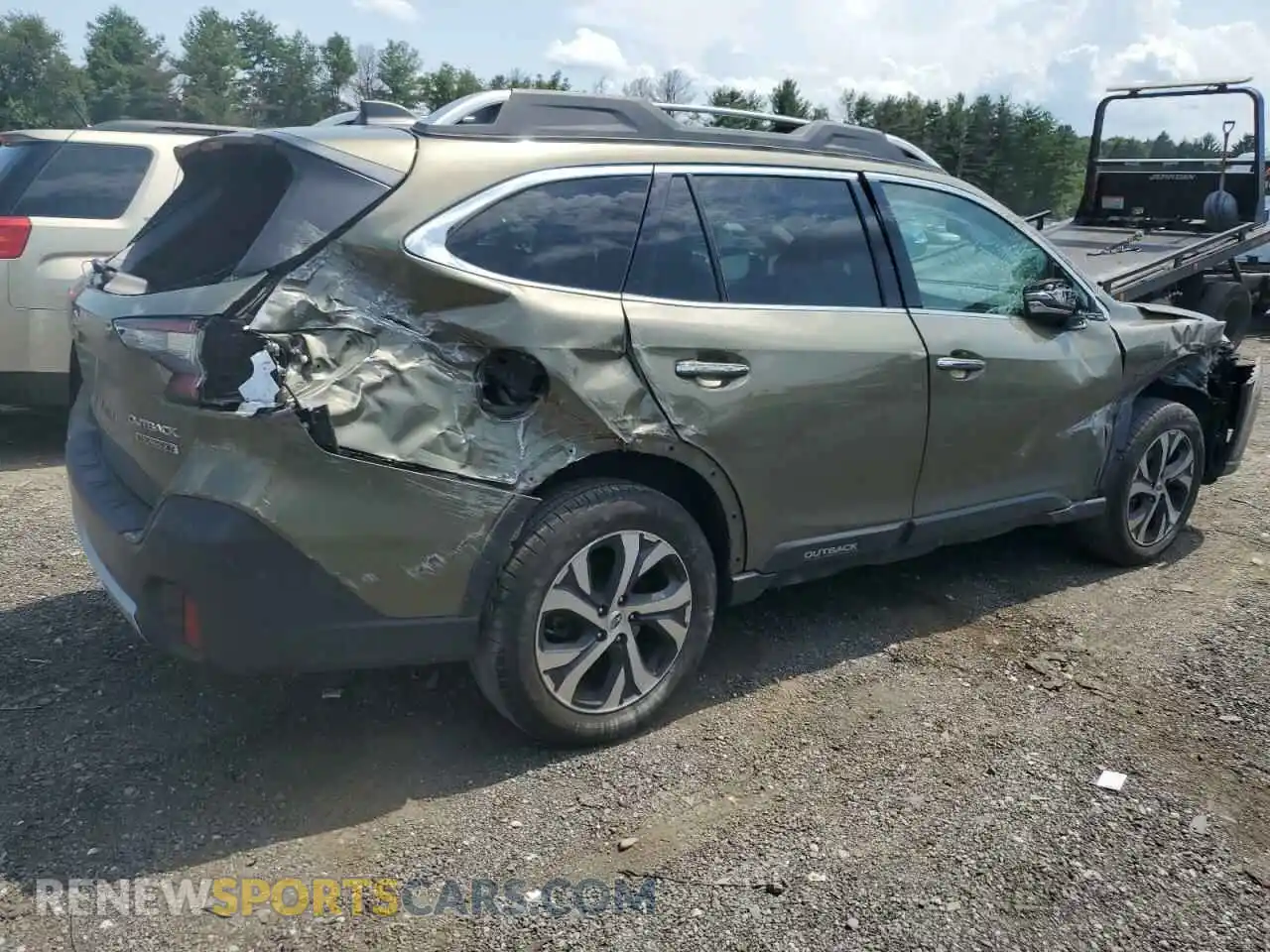 3 Photograph of a damaged car 4S4BTGPD8N3117098 SUBARU OUTBACK 2022