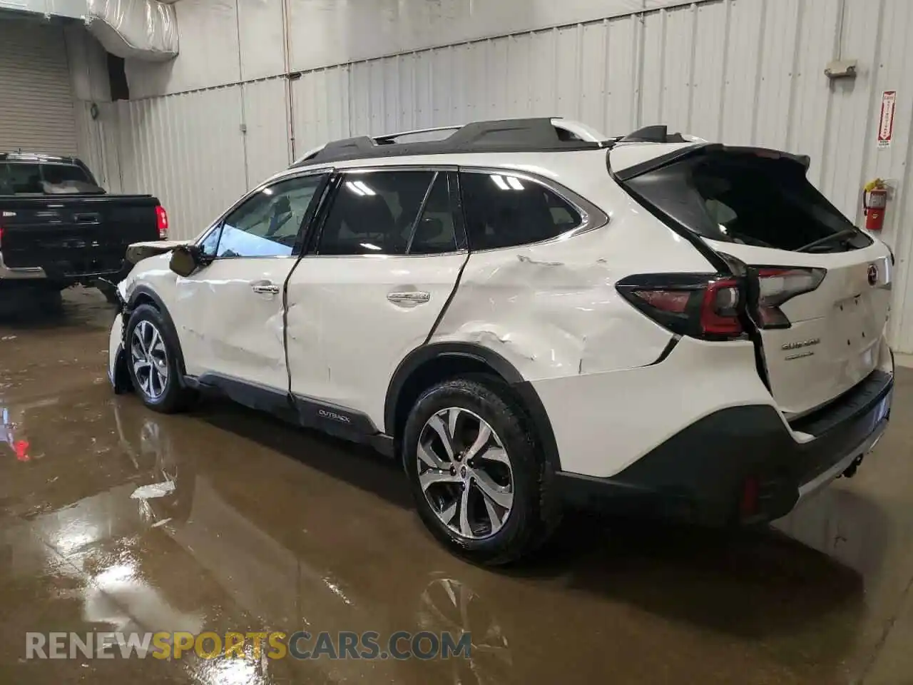 2 Photograph of a damaged car 4S4BTGPD9N3223057 SUBARU OUTBACK 2022