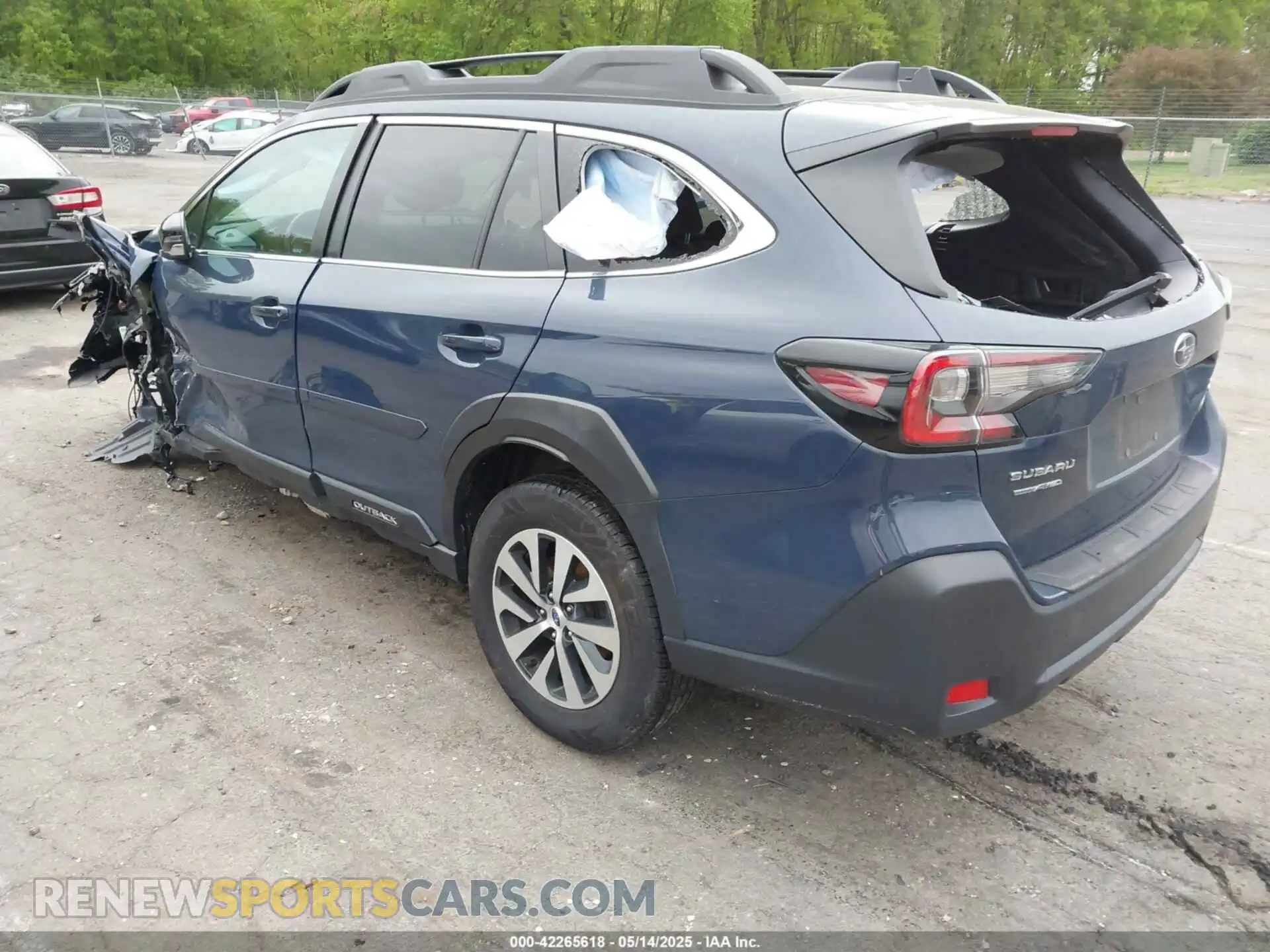 3 Photograph of a damaged car 4S4BTACC2P3191596 SUBARU OUTBACK 2023