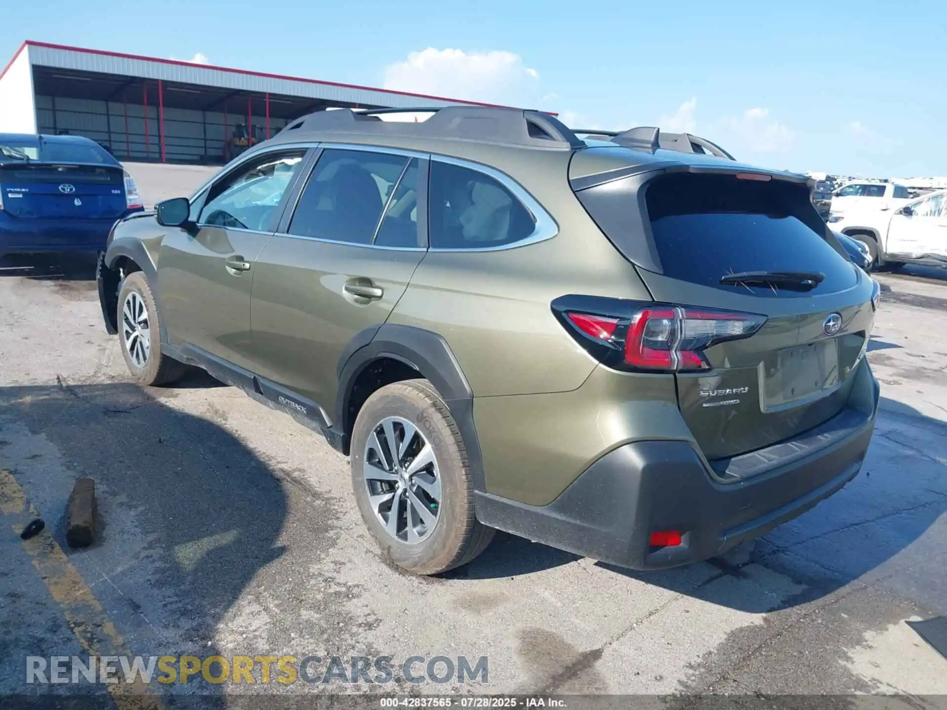 3 Photograph of a damaged car 4S4BTACC3P3123534 SUBARU OUTBACK 2023