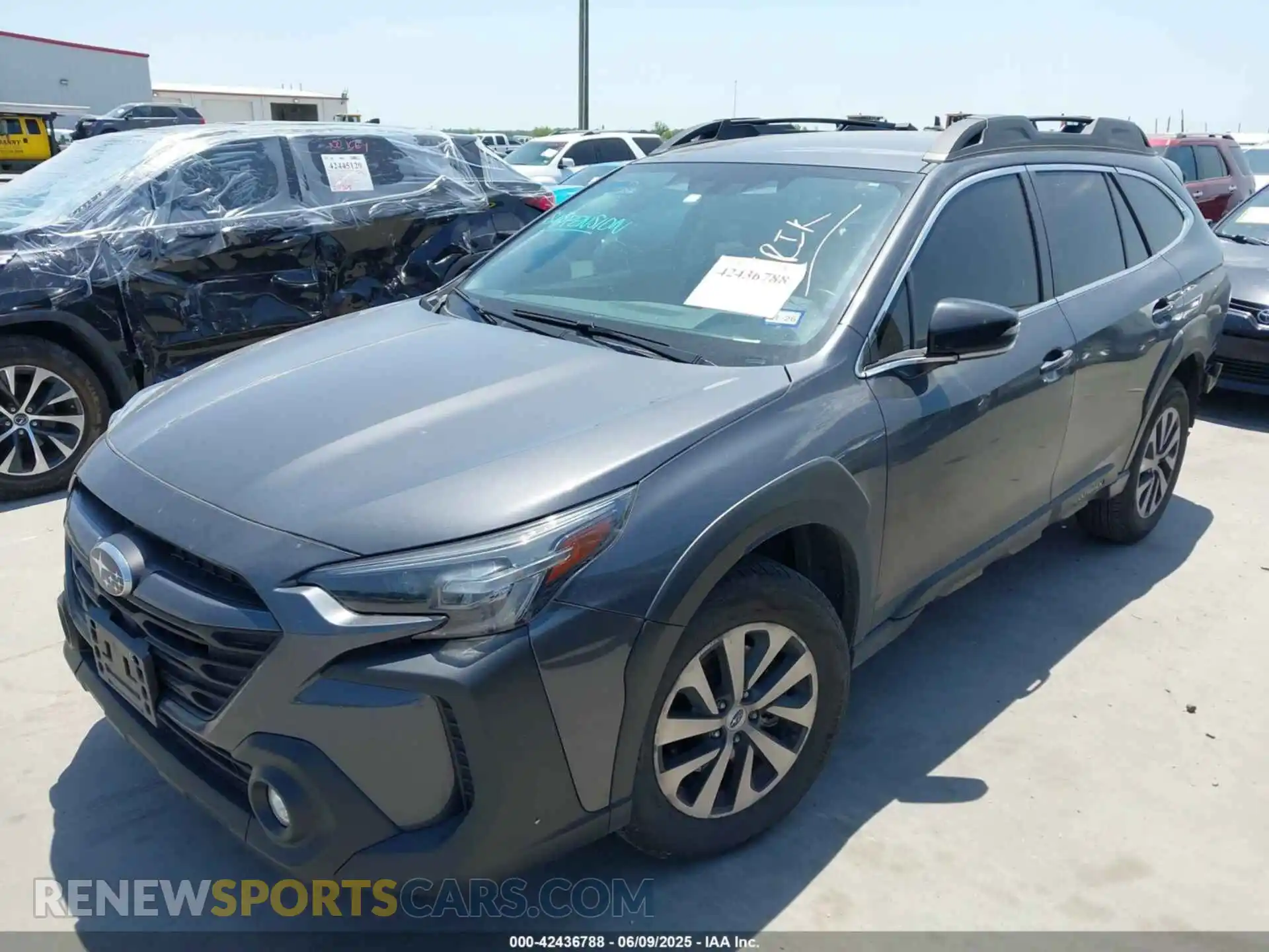 2 fotografías del automóvil dañado 4S4BTACC7P3165950 SUBARU OUTBACK 2023