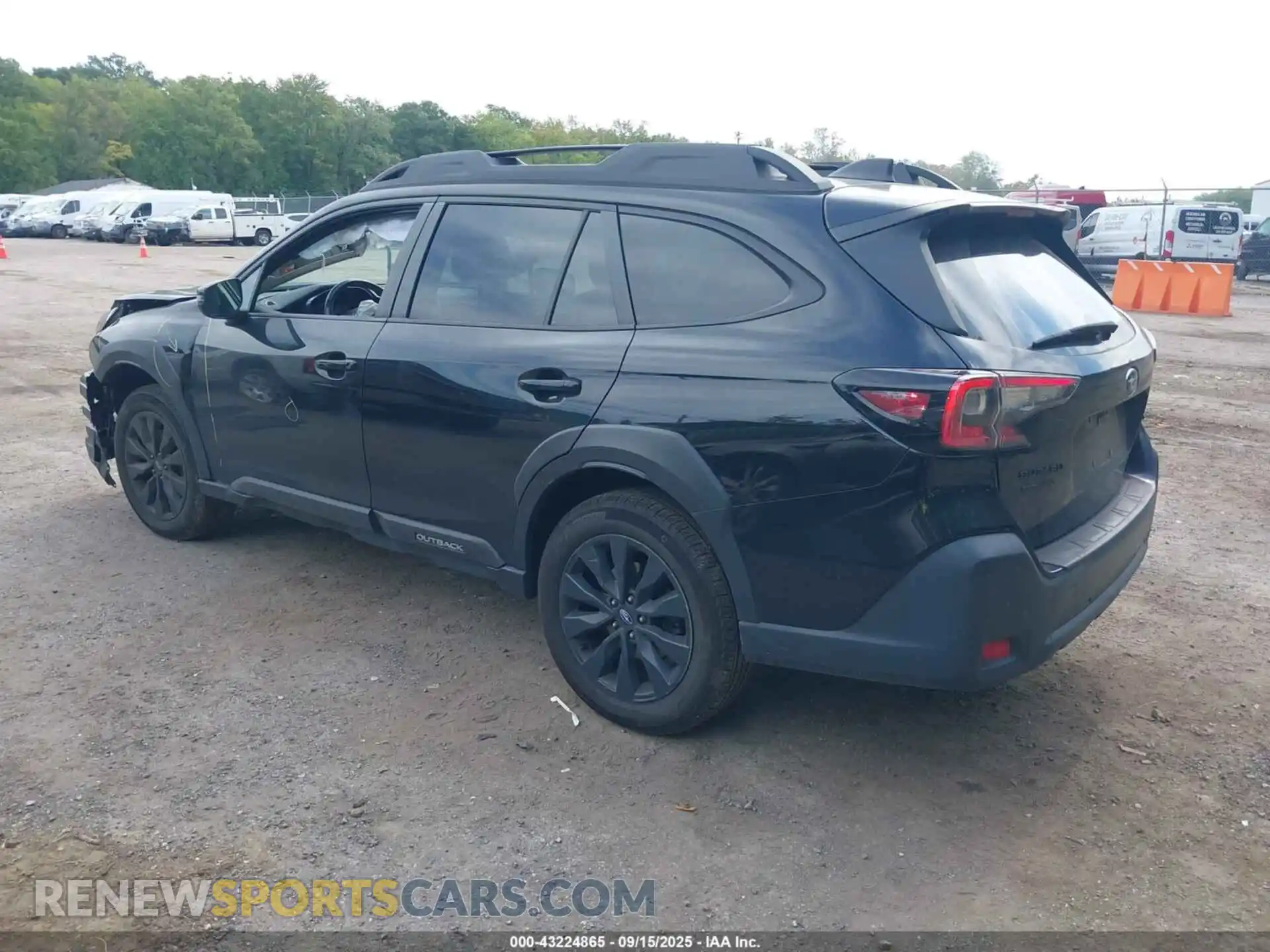 3 Photograph of a damaged car 4S4BTALC5P3109375 SUBARU OUTBACK 2023