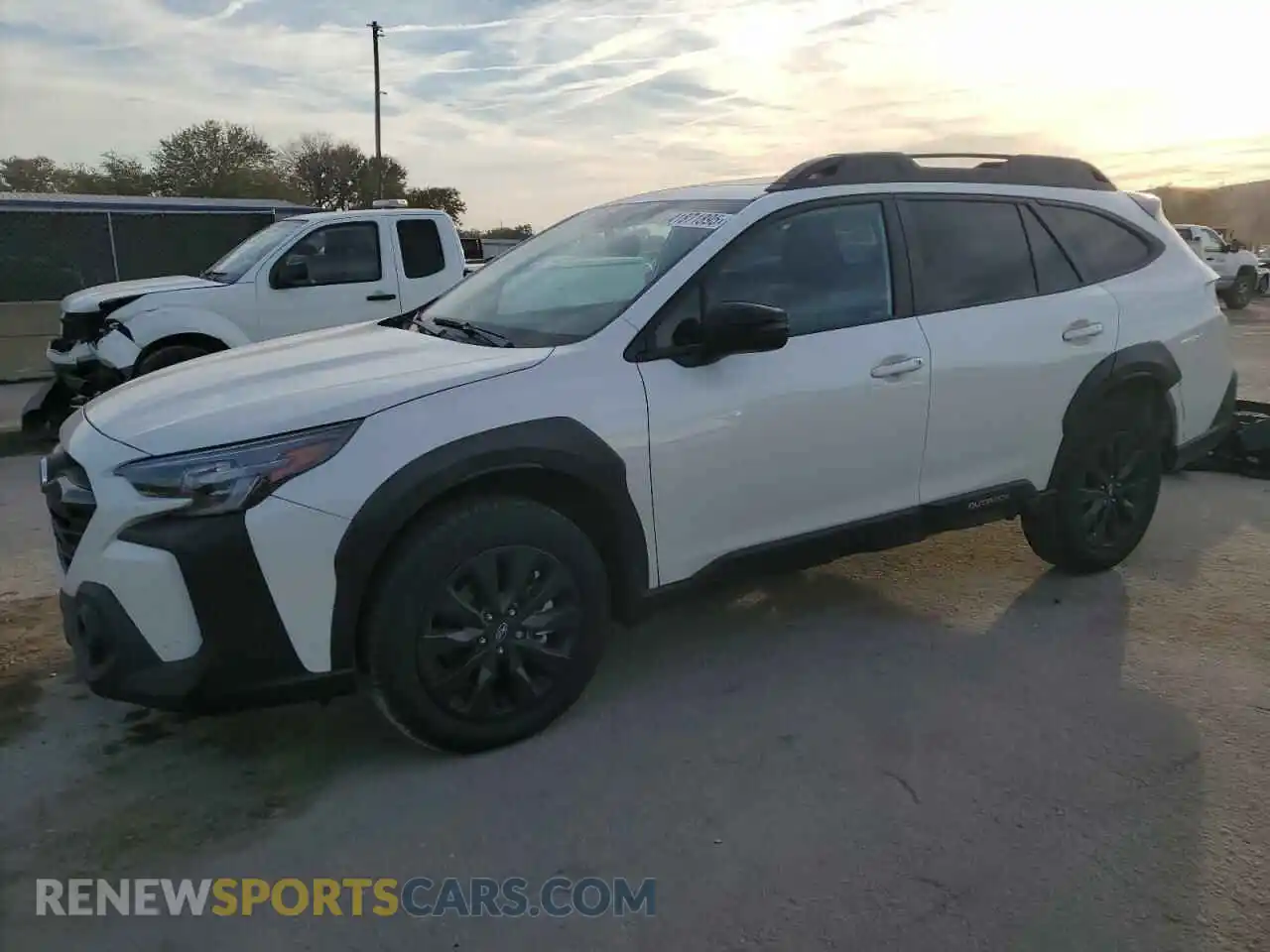 1 Photograph of a damaged car 4S4BTALC8P3172597 SUBARU OUTBACK 2023