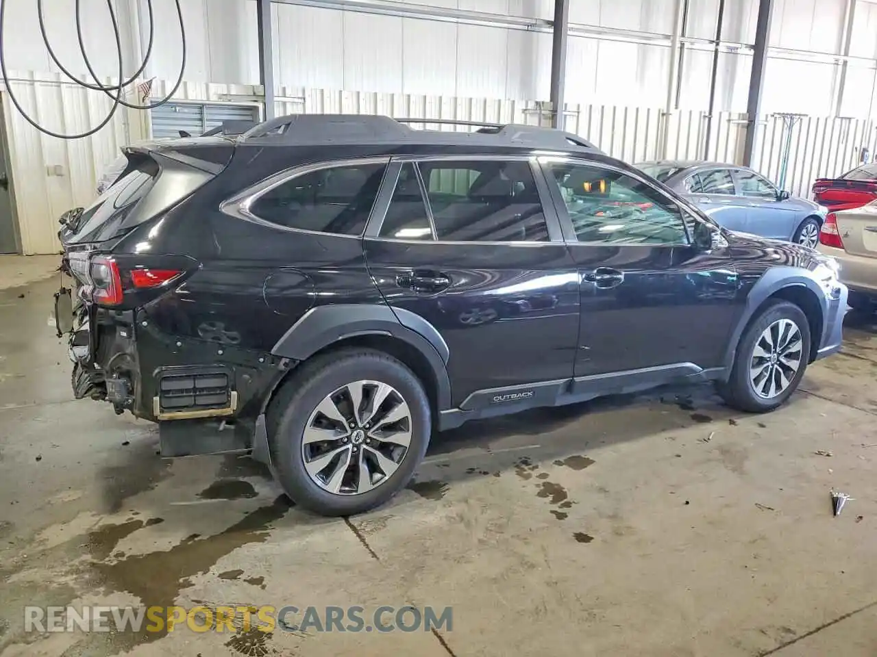 3 Photograph of a damaged car 4S4BTANC7P3186228 SUBARU OUTBACK 2023