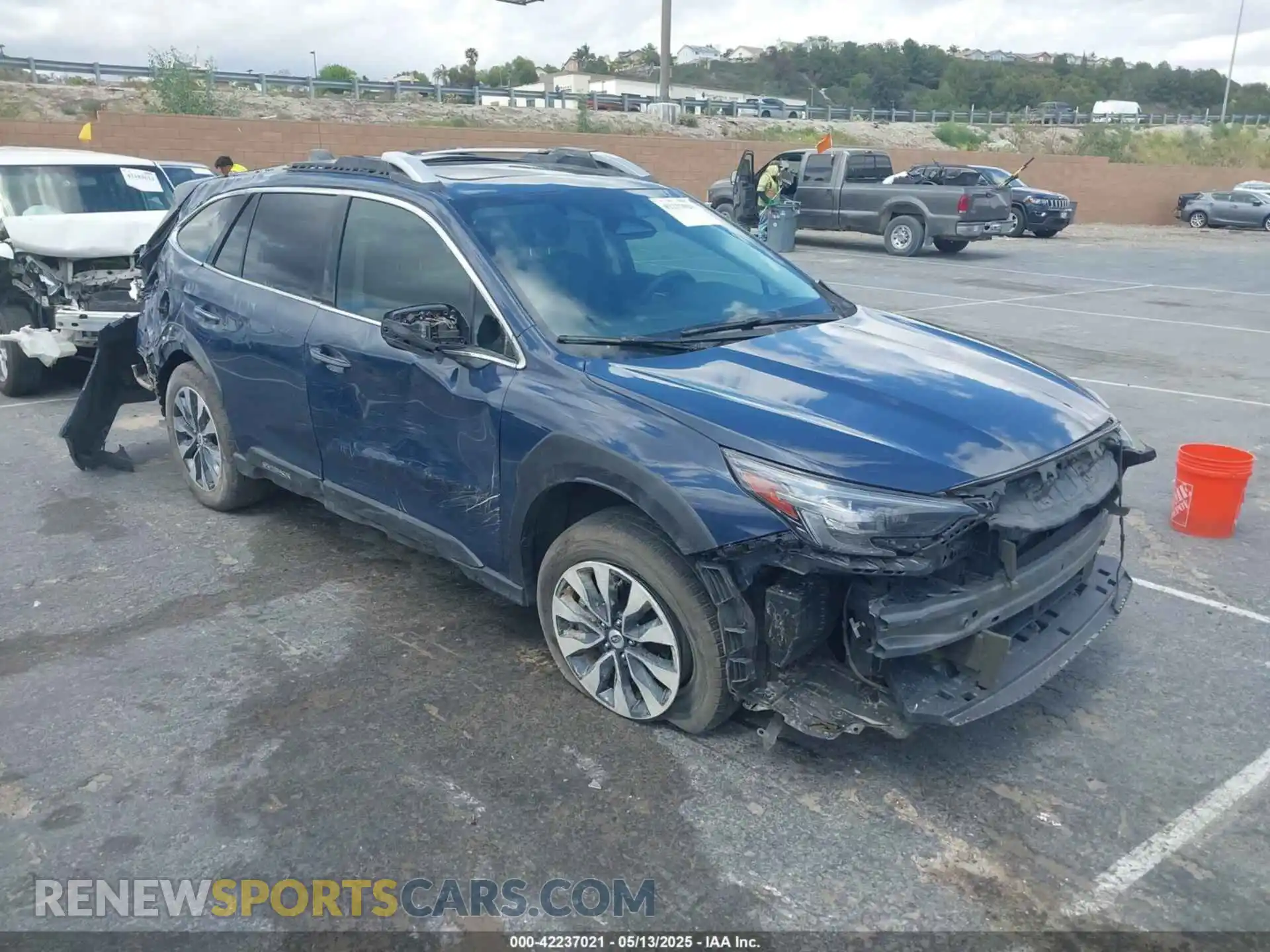 1 Photograph of a damaged car 4S4BTAPC0P3103090 SUBARU OUTBACK 2023