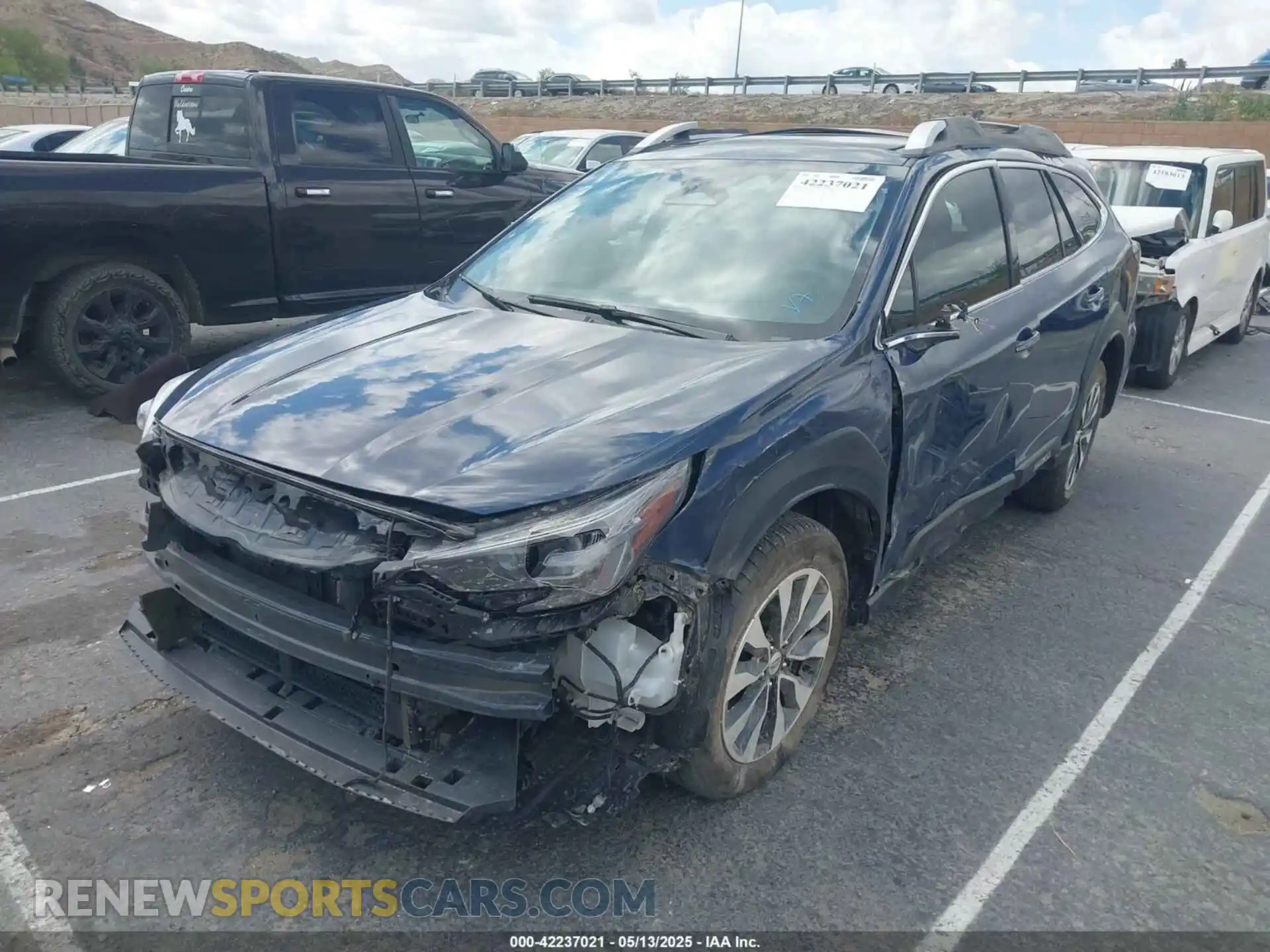 2 Photograph of a damaged car 4S4BTAPC0P3103090 SUBARU OUTBACK 2023