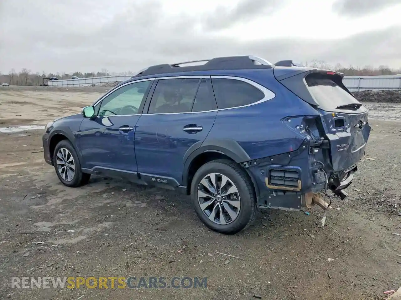 2 Photograph of a damaged car 4S4BTAPC5P3125652 SUBARU OUTBACK 2023