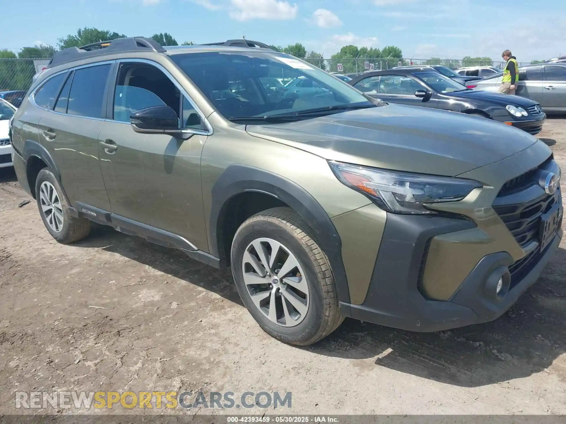 1 Photograph of a damaged car 4S4BTAFC2R3189619 SUBARU OUTBACK 2024
