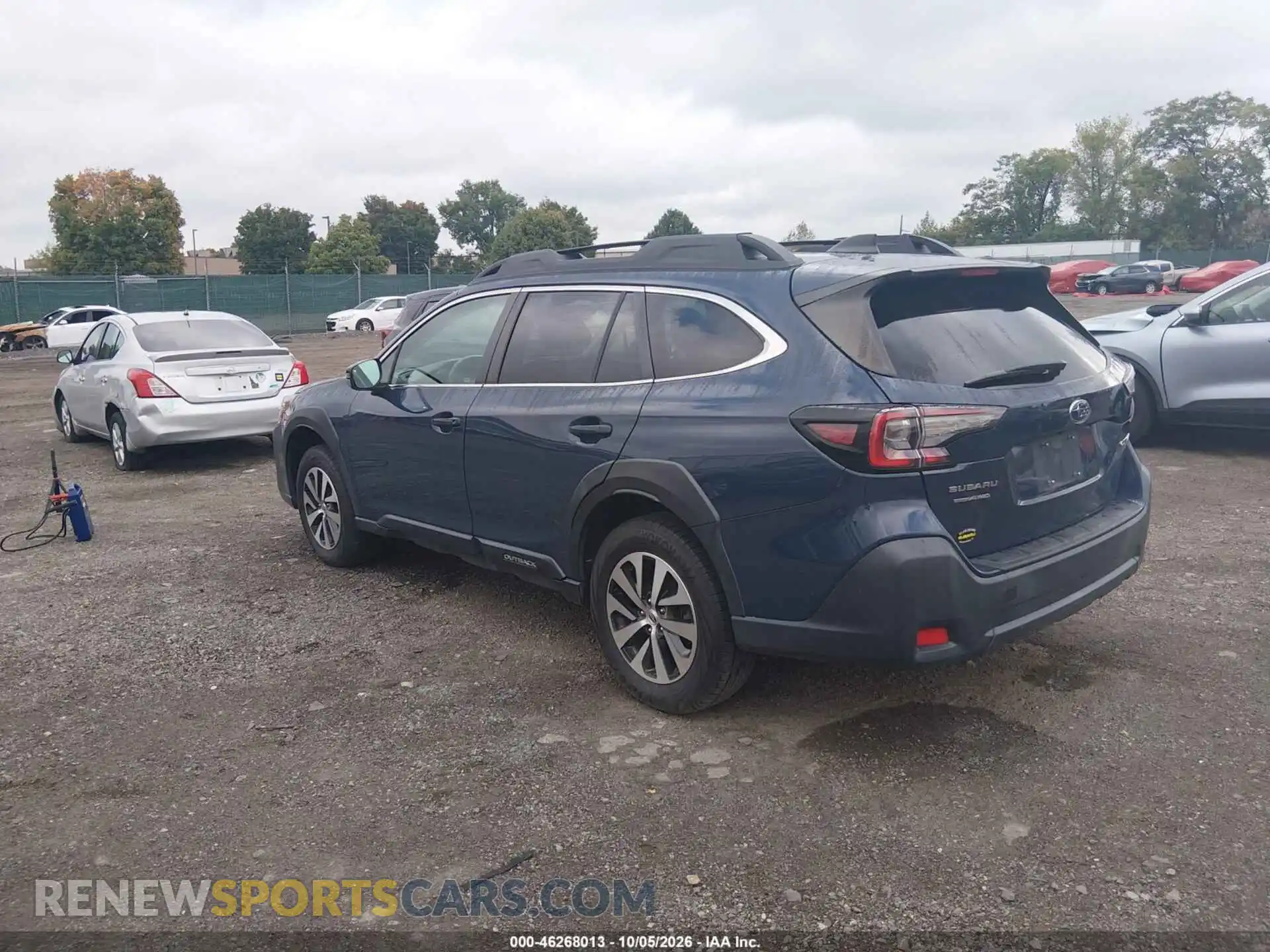 3 Photograph of a damaged car 4S4BTAFC2R3223140 SUBARU OUTBACK 2024