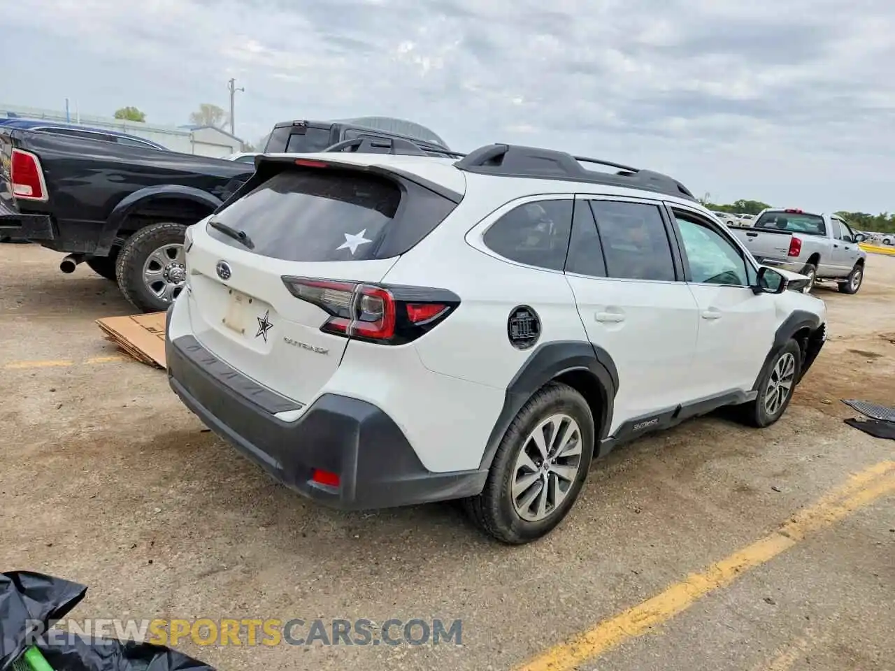 3 fotografías del automóvil dañado 4S4BTAFC2R3246711 SUBARU OUTBACK 2024