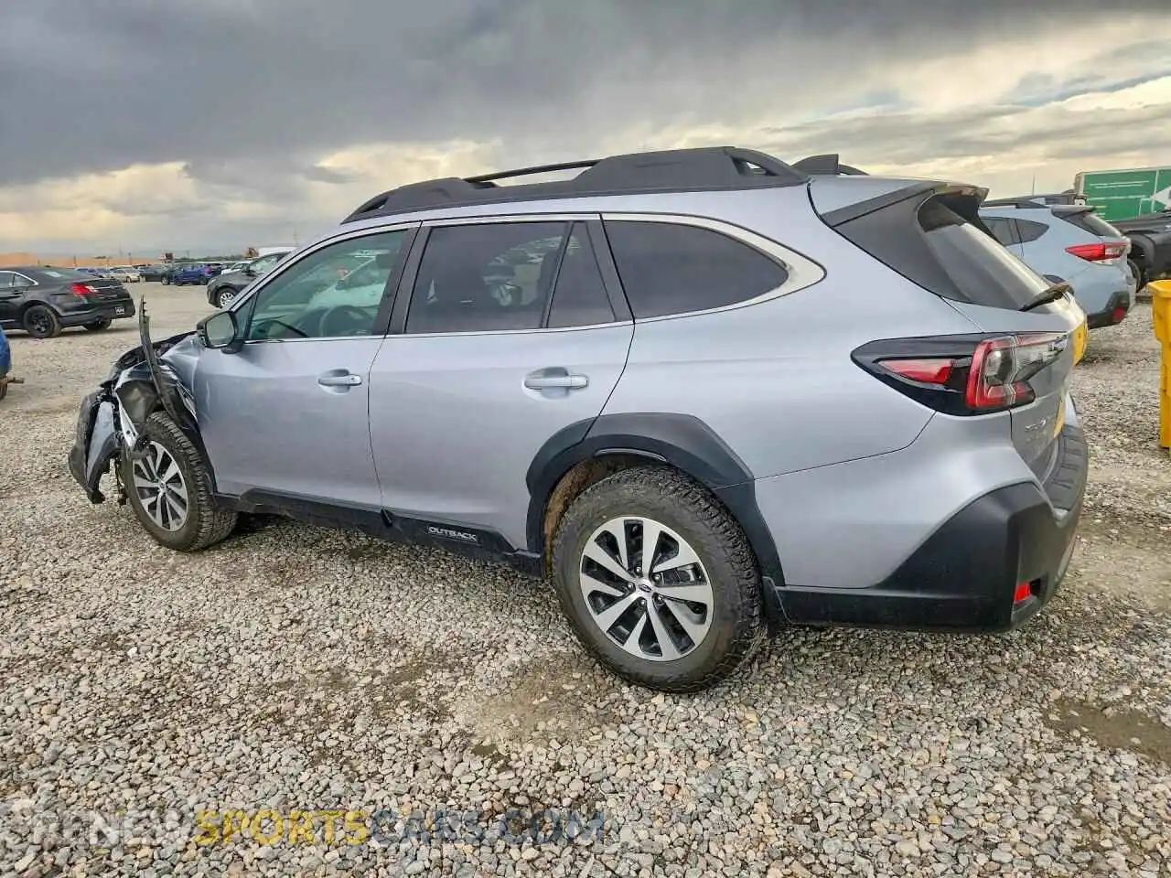 2 fotografías del automóvil dañado 4S4BTAFC7R3129108 SUBARU OUTBACK 2024