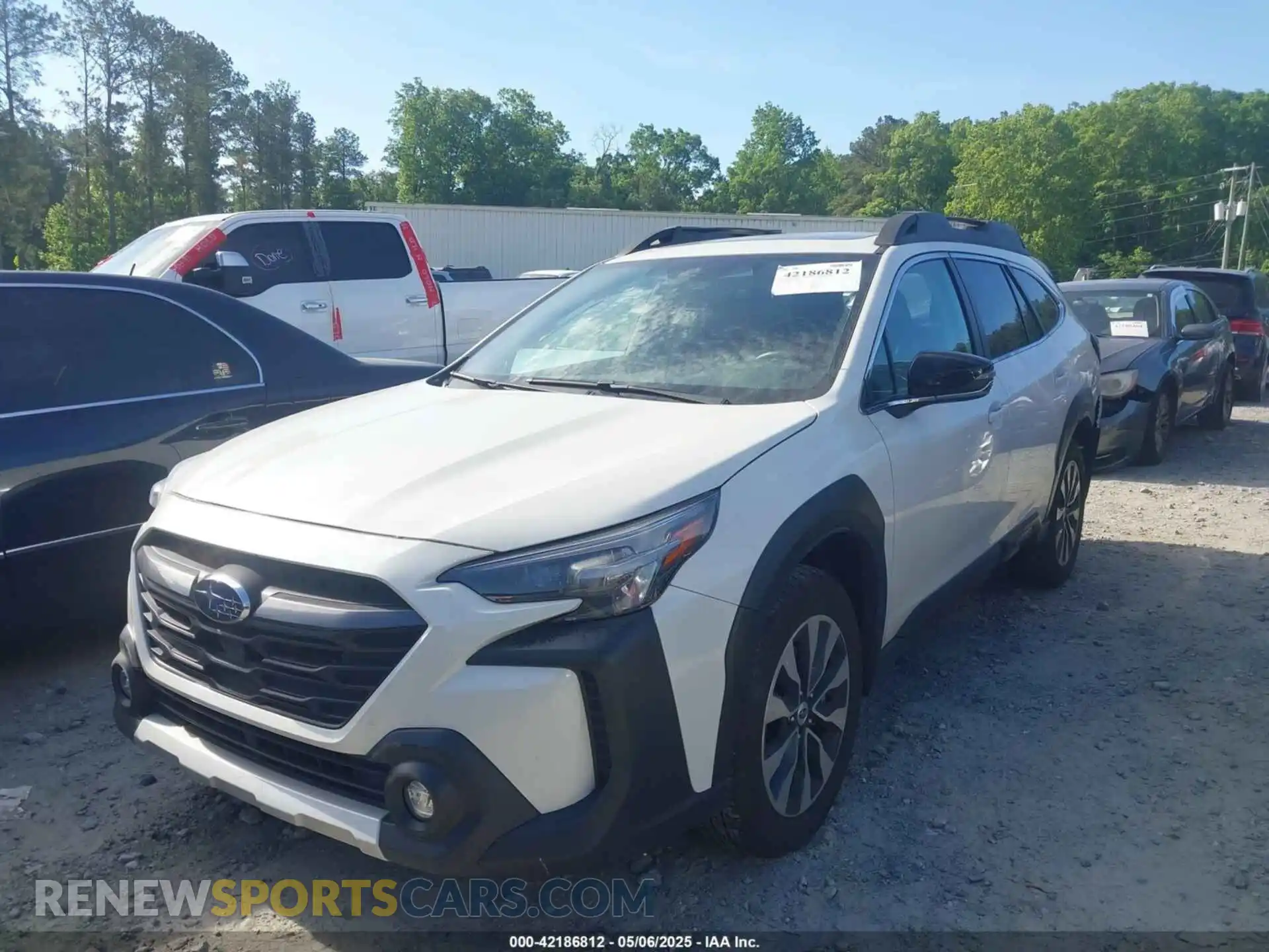 2 Photograph of a damaged car 4S4BTANC0R3245607 SUBARU OUTBACK 2024