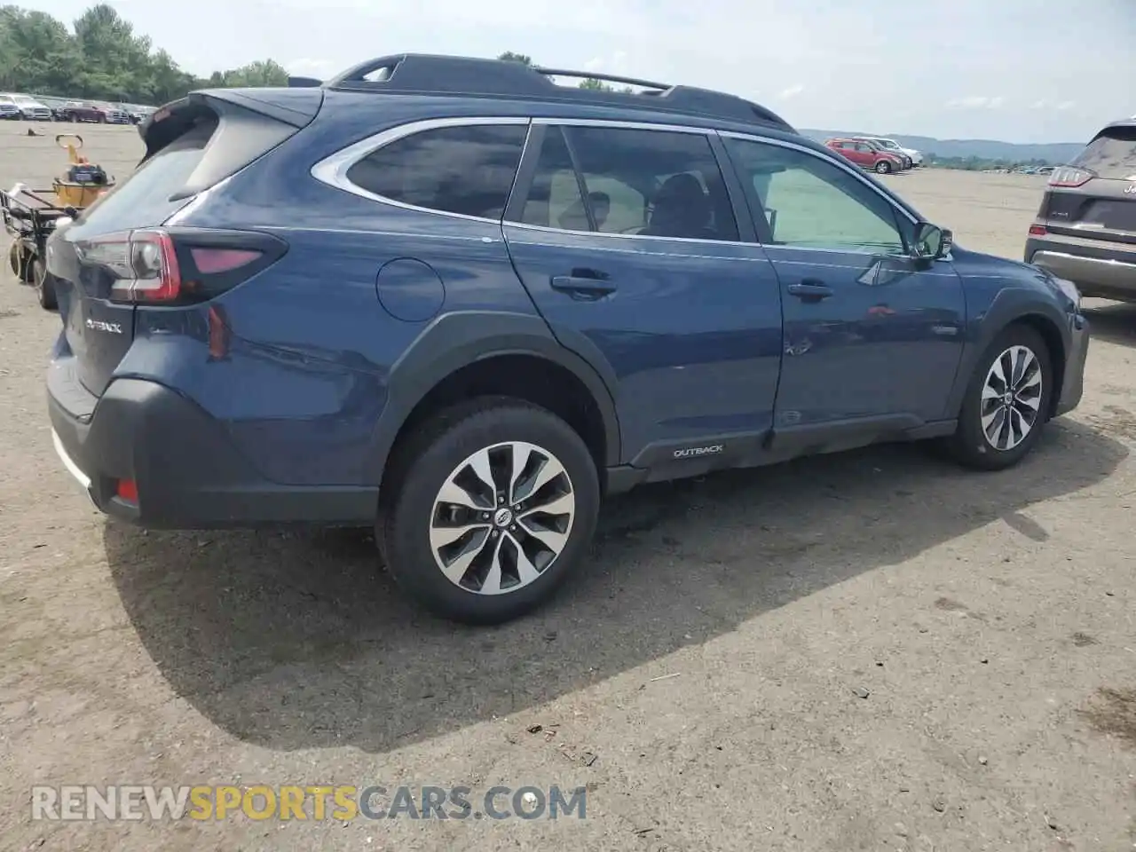 3 Photograph of a damaged car 4S4BTANC2R3209286 SUBARU OUTBACK 2024