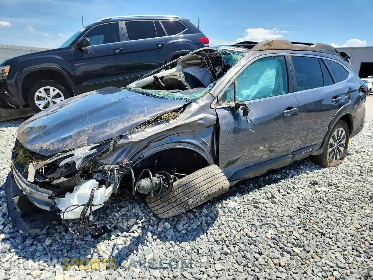 1 Photograph of a damaged car 4S4BTANC2R3237623 SUBARU OUTBACK 2024