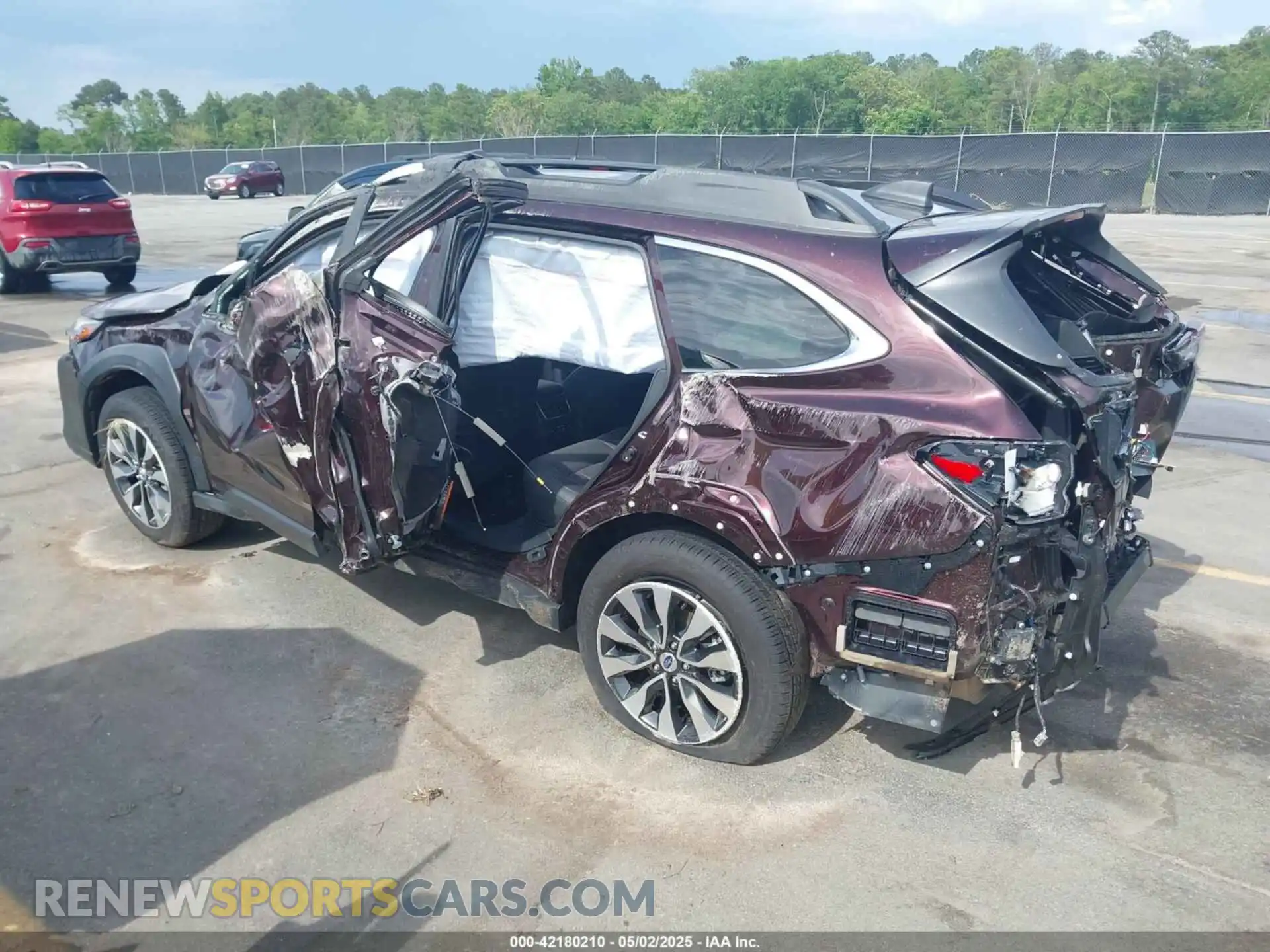 3 Photograph of a damaged car 4S4BTANC7R3283366 SUBARU OUTBACK 2024