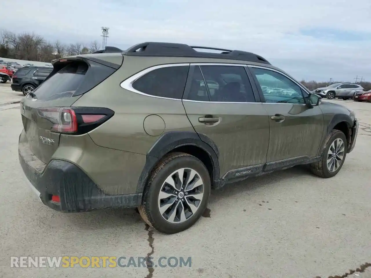 3 Photograph of a damaged car 4S4BTANC8R3137316 SUBARU OUTBACK 2024