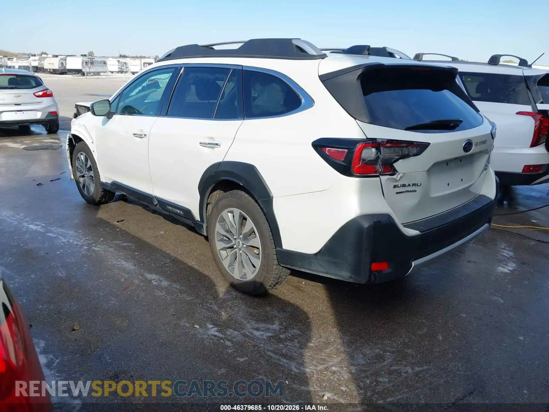 3 Photograph of a damaged car 4S4BTAPC5R3209232 SUBARU OUTBACK 2024