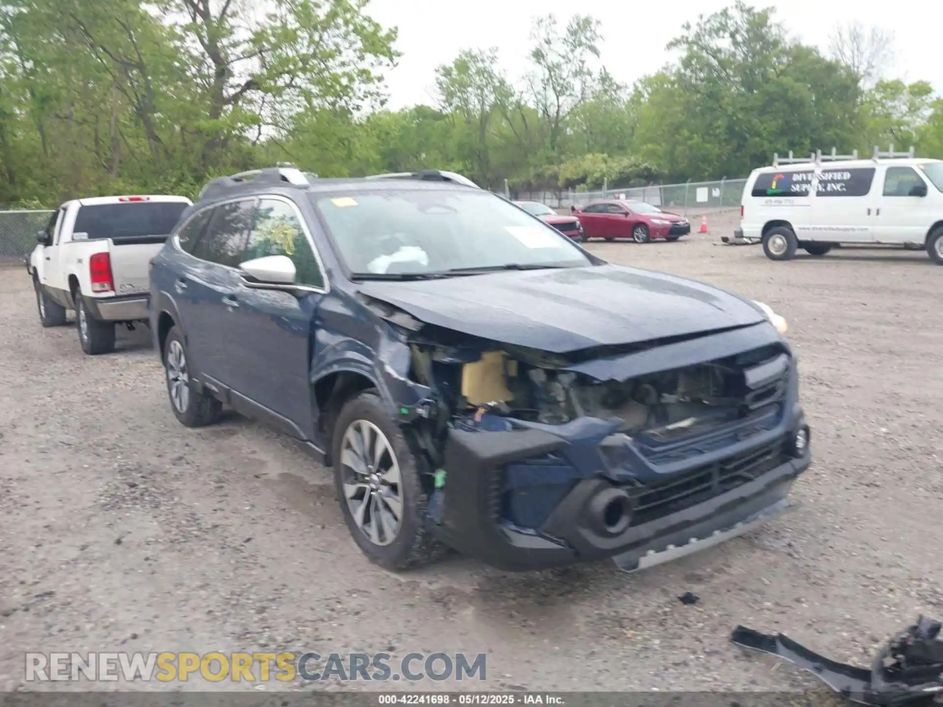1 Photograph of a damaged car 4S4BTAPC8R3102174 SUBARU OUTBACK 2024