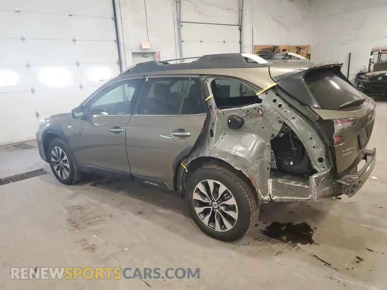 2 Photograph of a damaged car 4S4BTAPC8R3275919 SUBARU OUTBACK 2024