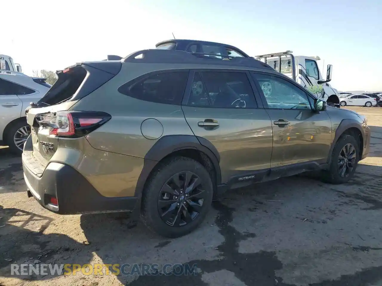 3 Photograph of a damaged car 4S4BTGLD2R3237863 SUBARU OUTBACK 2024