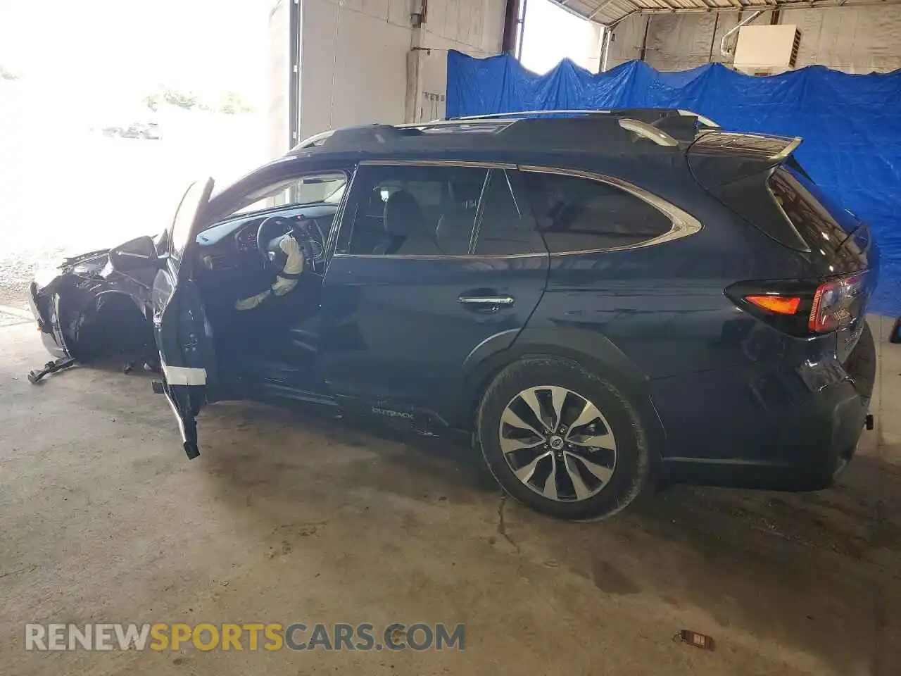 2 Photograph of a damaged car 4S4BTGPD8R3165724 SUBARU OUTBACK 2024