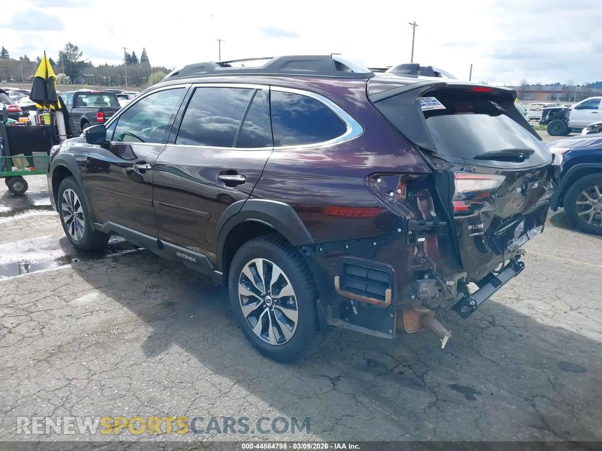 3 Photograph of a damaged car 4S4BTGPD8R3186136 SUBARU OUTBACK 2024